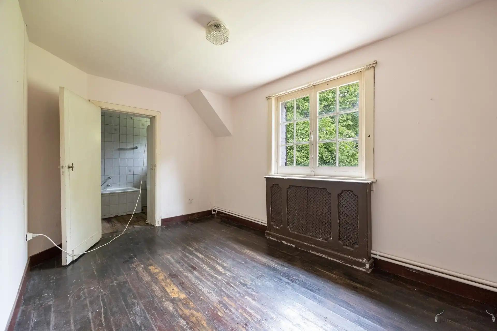 Karaktervolle cottage-villa op een royaal perceel van 8.603 m² in Kapellenbos. foto 19