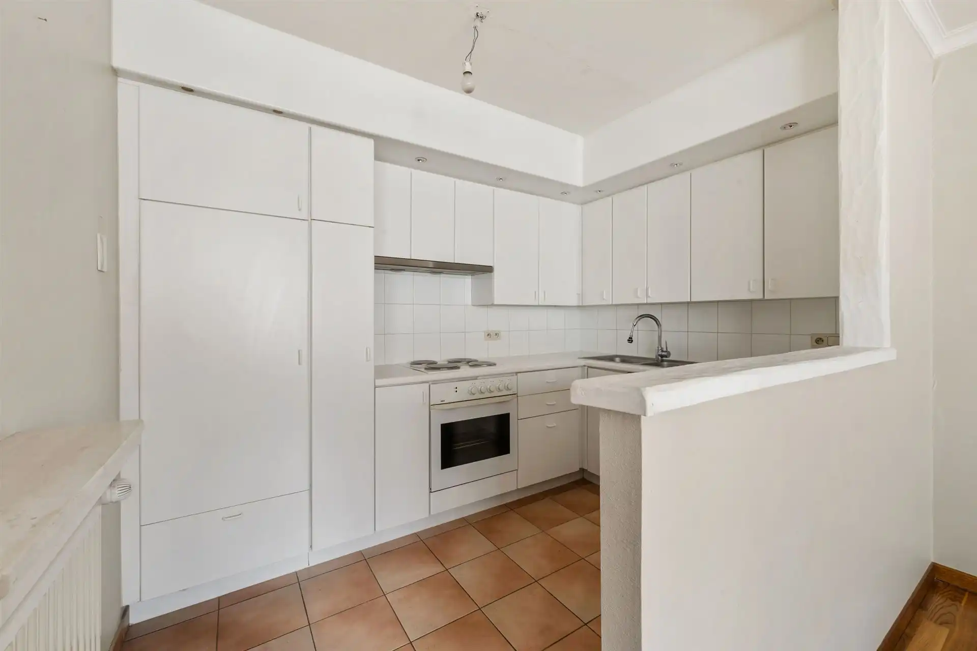 TOPgelegen leuk groot appartement met 2 slk en terras foto 11