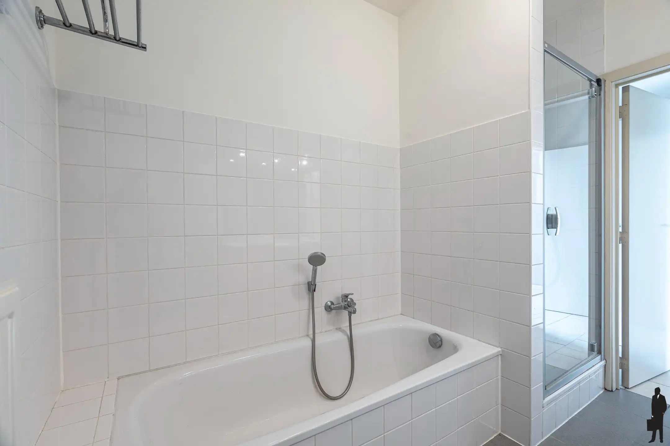 Ruim dakappartement van 130 m² met 50 m² terras en parking foto 28