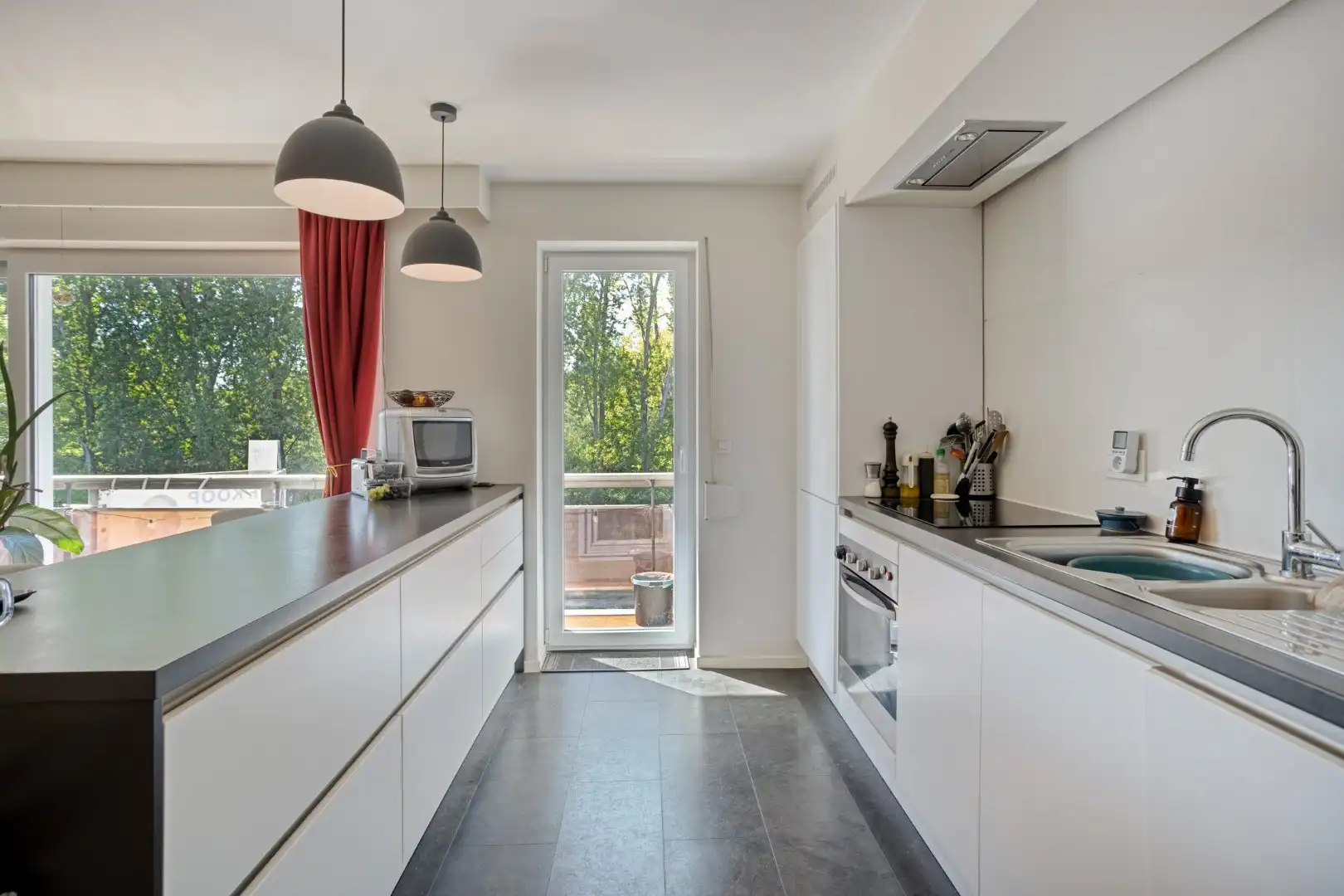 Gunstig gelegen gerenoveerd appartement met 2 ruime slaapkamers en groot terras vlakbij Leuven - EPC 186 kWh/m² - bewoonbare oppervlakte 104 m²     foto 11