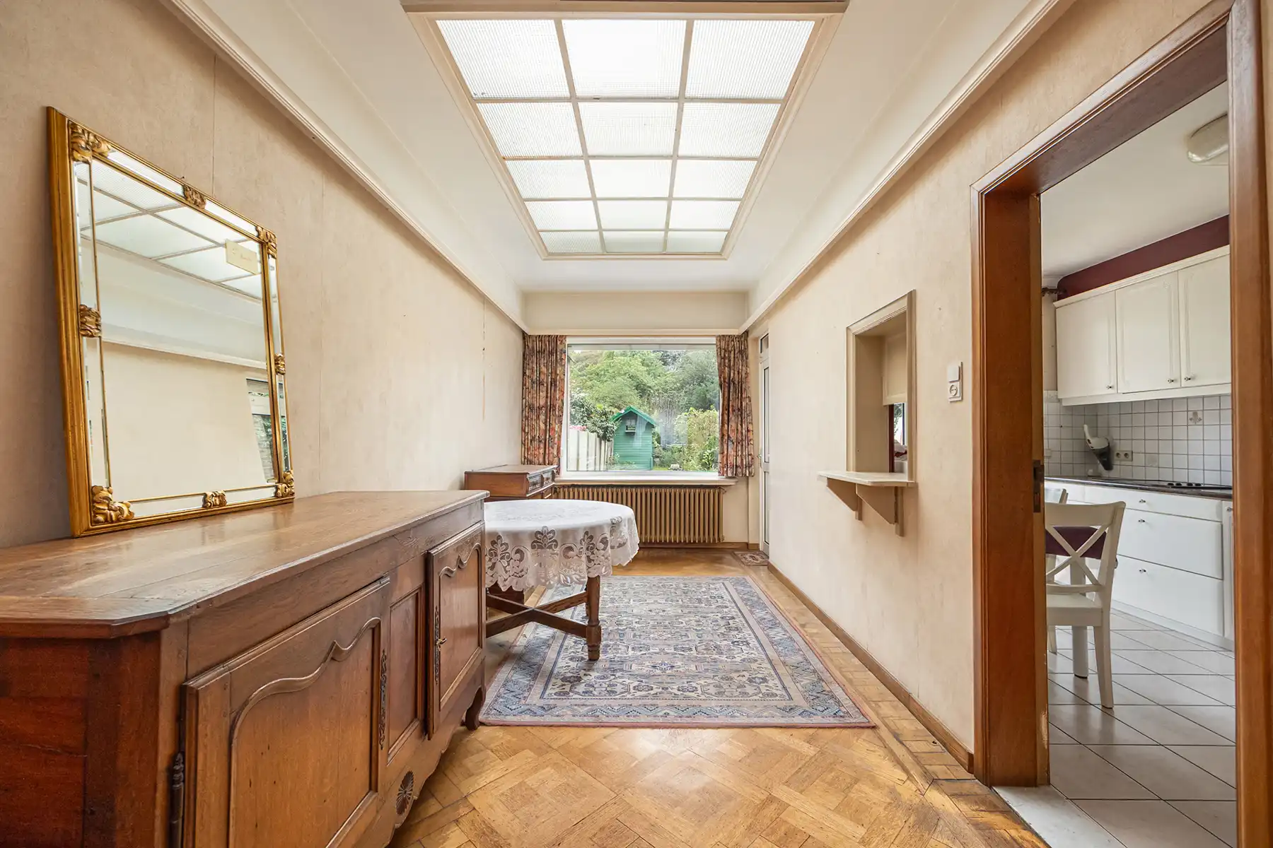 Riante, te renoveren woning op toplocatie  foto 2