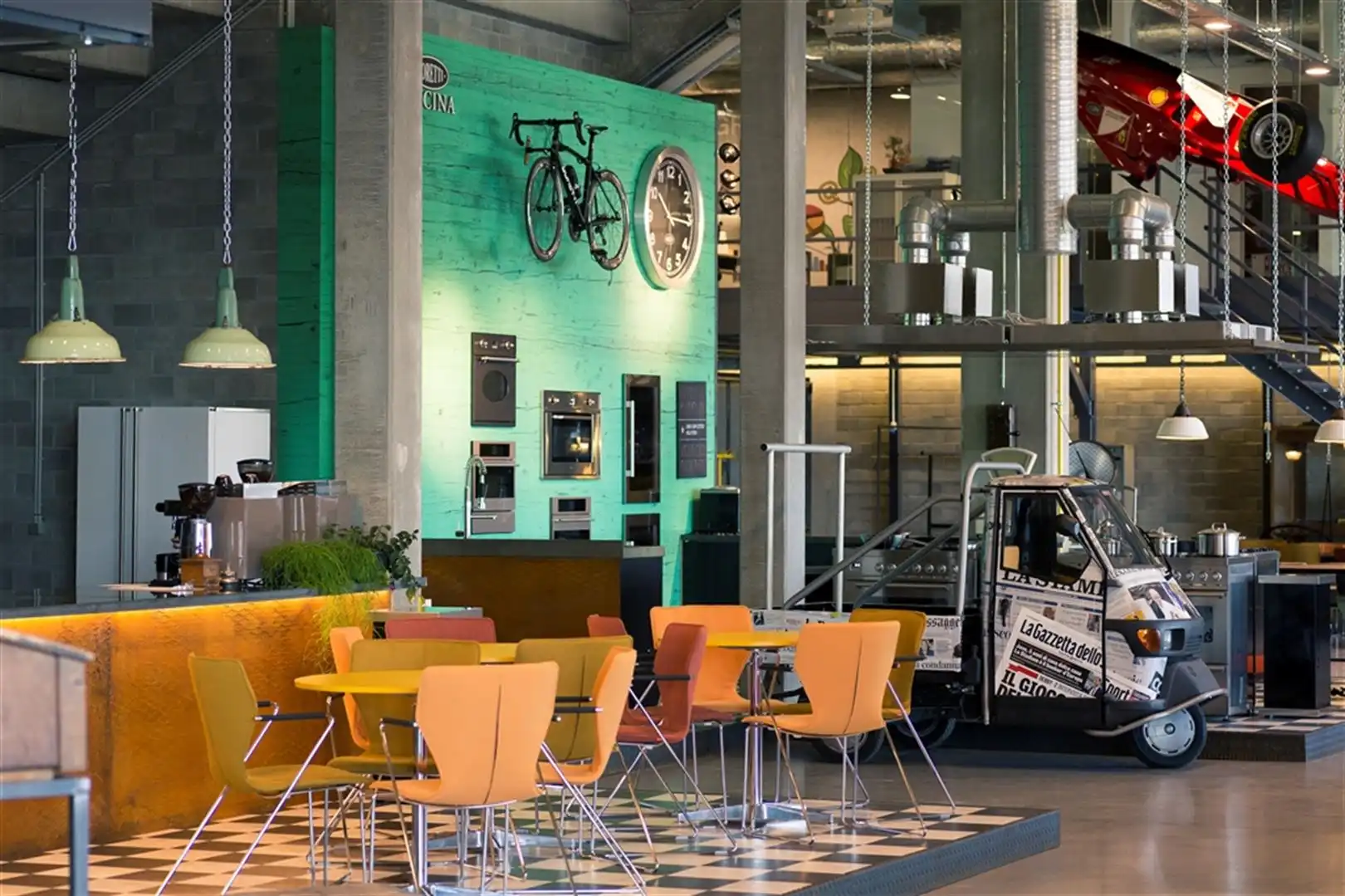 Kantoorgebouw foto 3