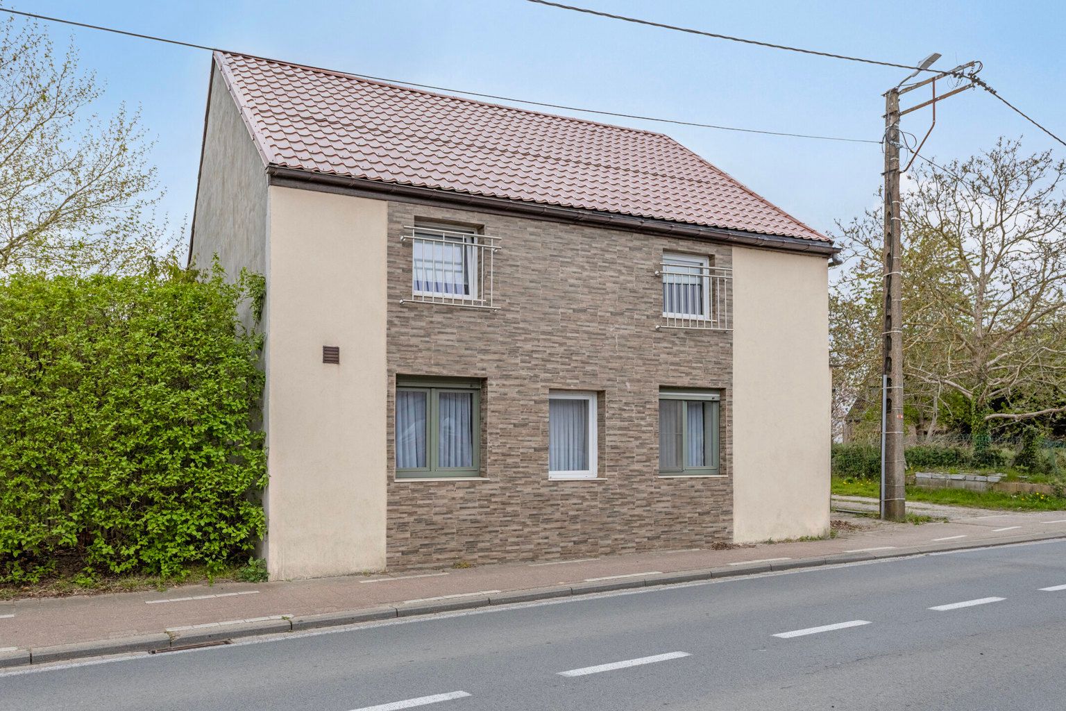 WONING MET TUIN IN HAASRODE foto 4