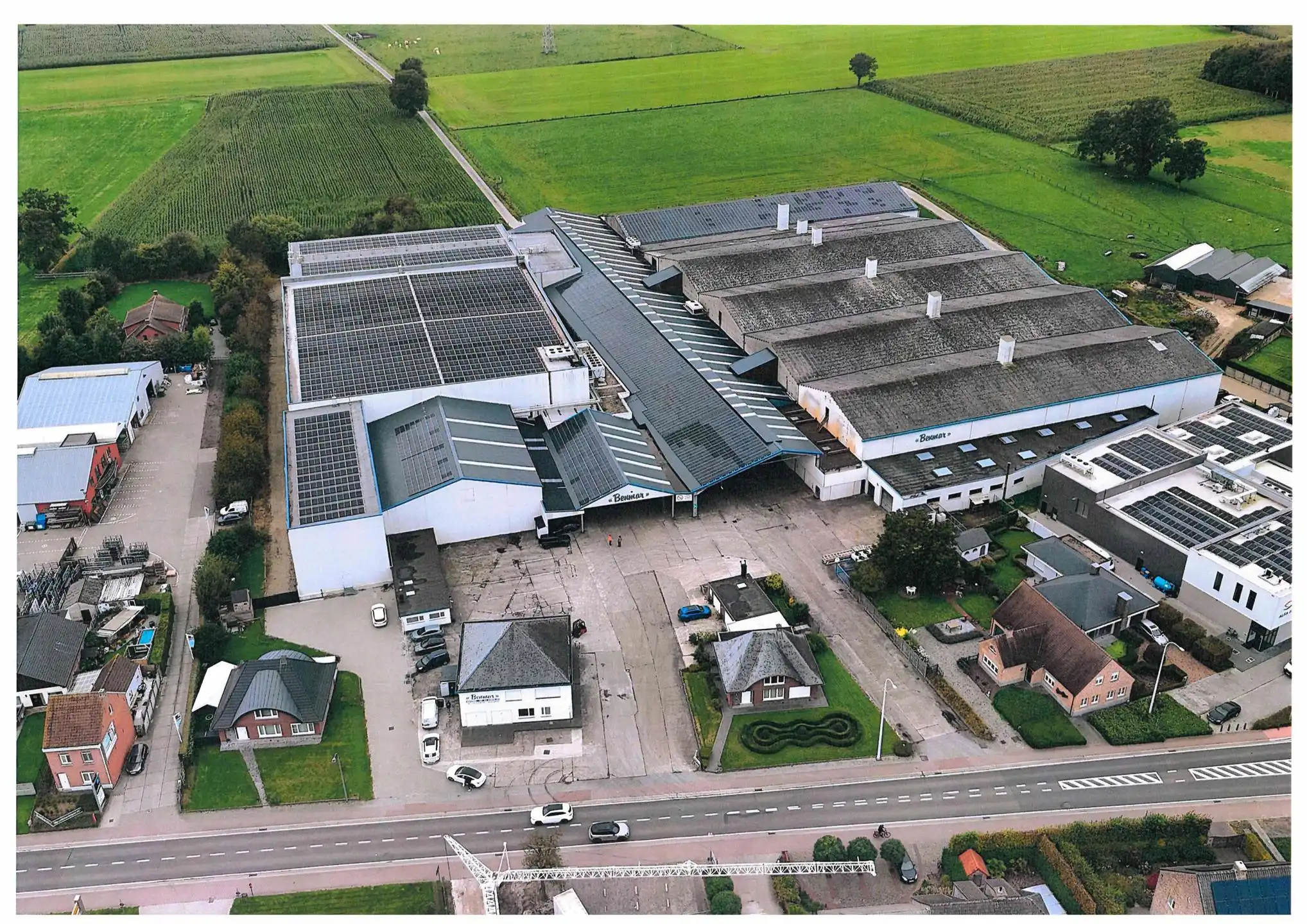 Bedrijfsvastgoed te huur foto {{pictureIndex}}