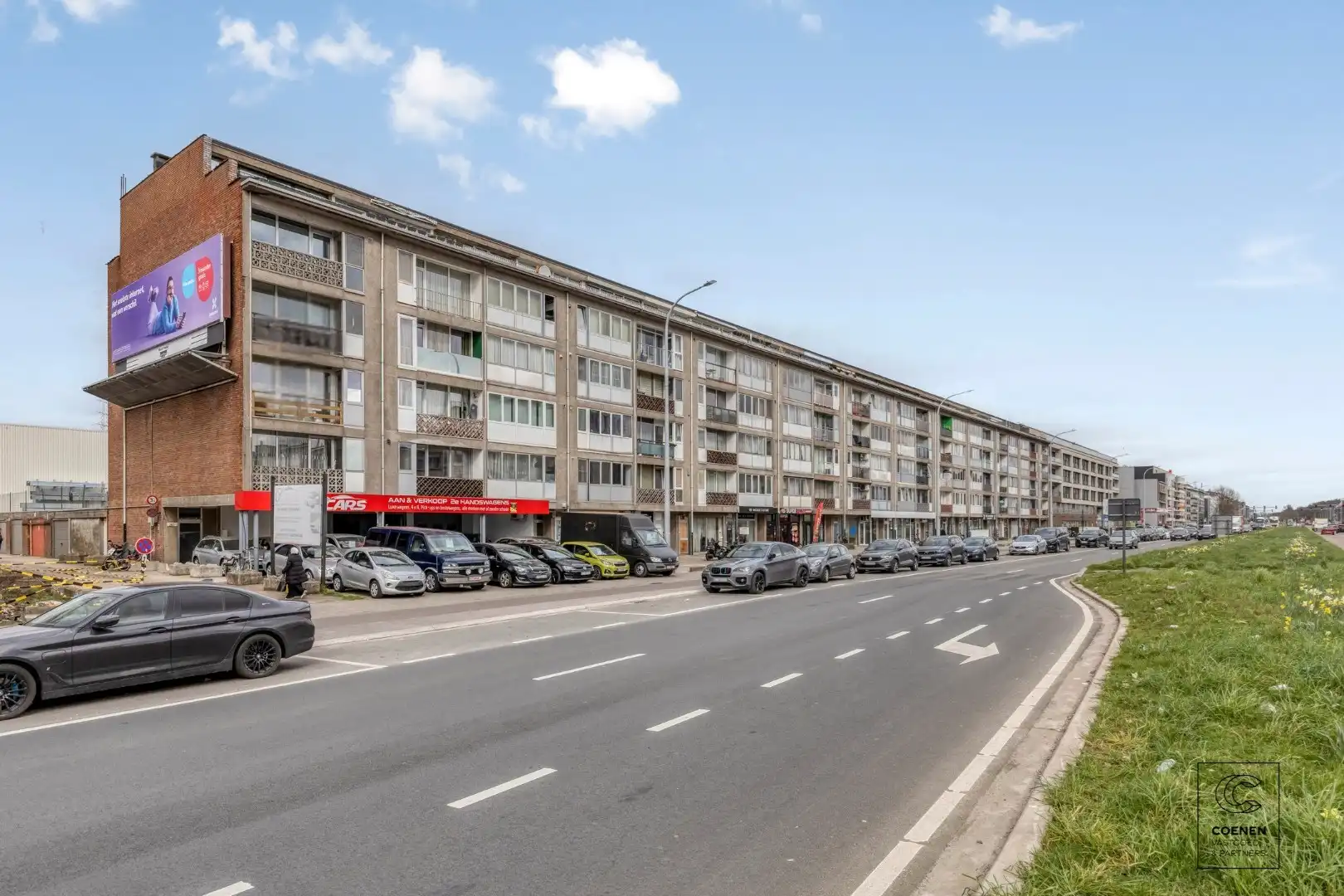 Commercieel pand/autogarage op een uitstekende locatie te Deurne! foto 15