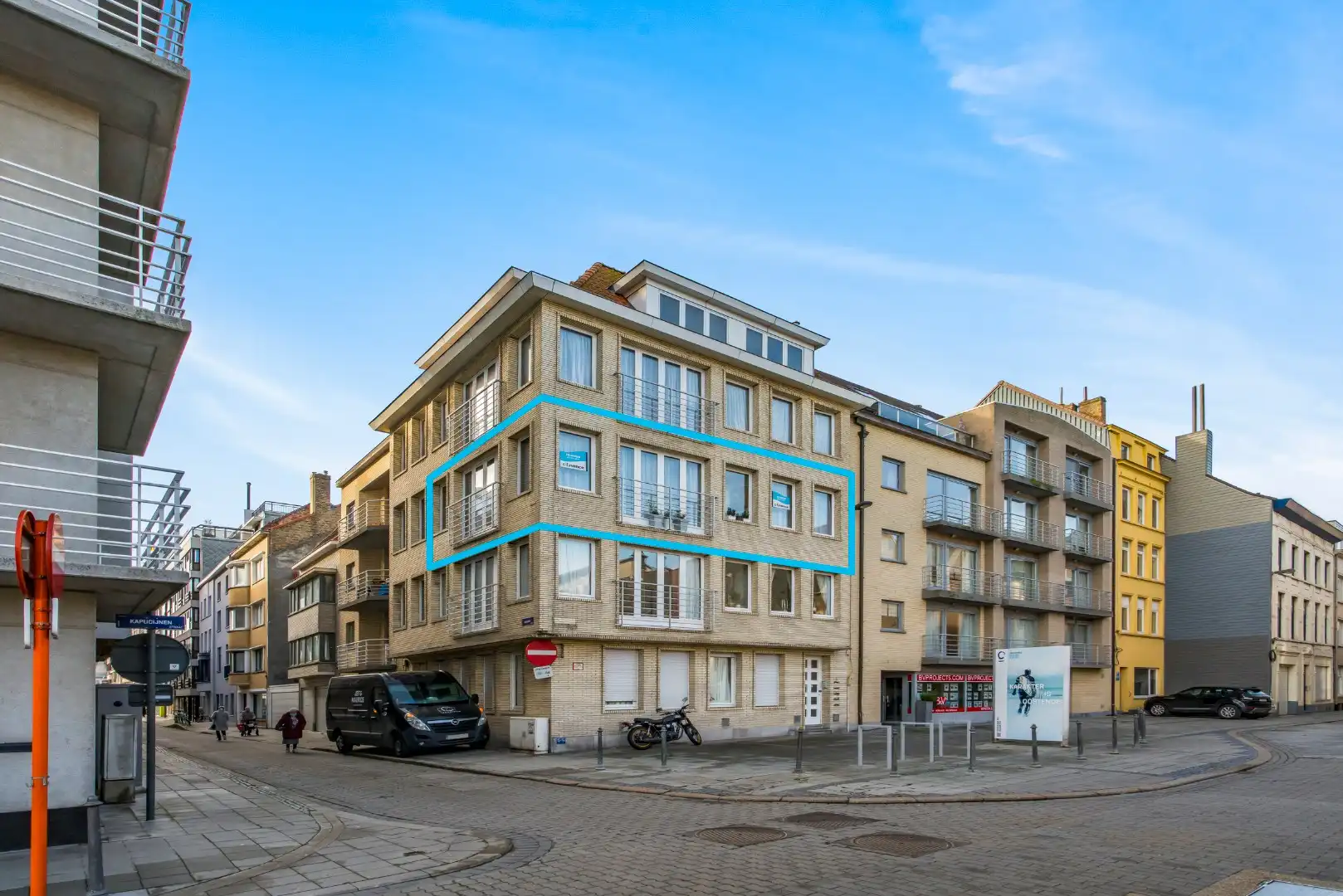 Ruim woonappartement in het stadscentrum met open zicht op het Mijnplein! foto {{pictureIndex}}