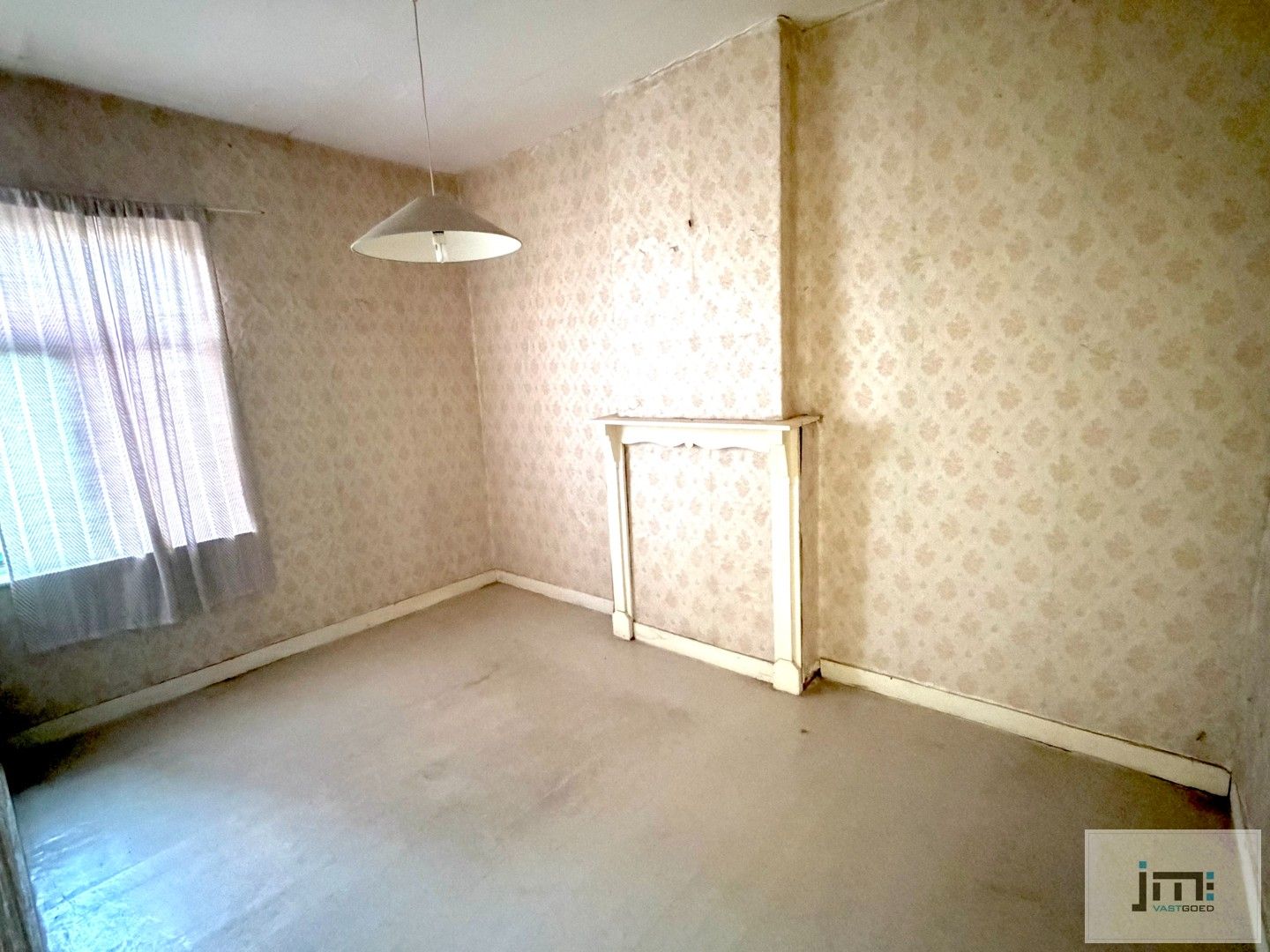 Te renoveren woning foto 8