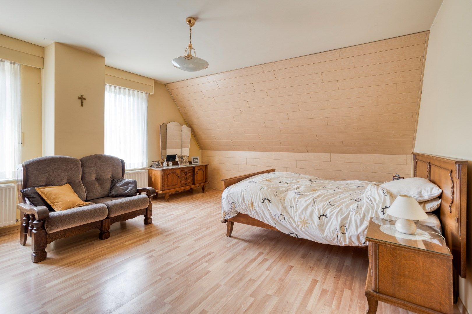 Ruime woning met 3 slaapkamers op een perceel van 1.880 m² te Olen-Centrum ! foto 19