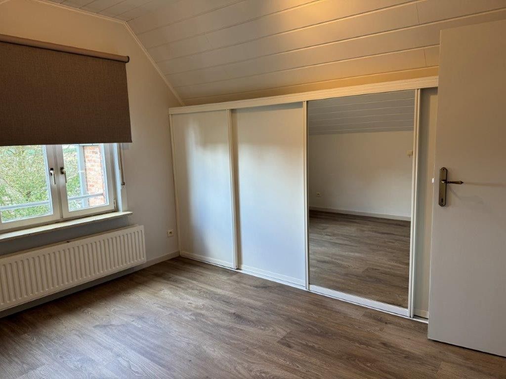 Landelijk gelegen, pas volledig  gerenoveerde, woning. foto 10