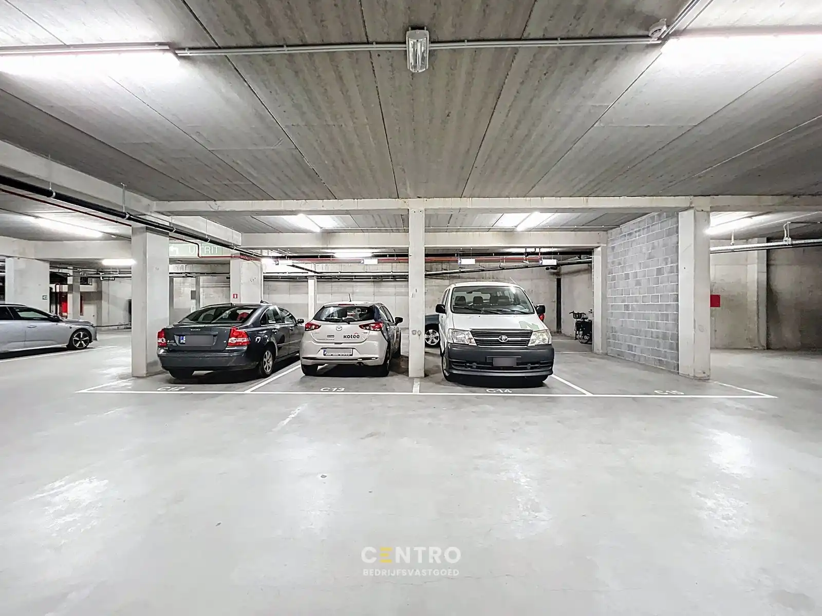 Modern kantoor (± 825 m²)  met 20 ondergrondse  parkeerplaatsen op een rustige, vlot bereikbare locatie te Roeselare (Noordhof), ideaal voor vrije beroepen en zelfstandigen. foto 42
