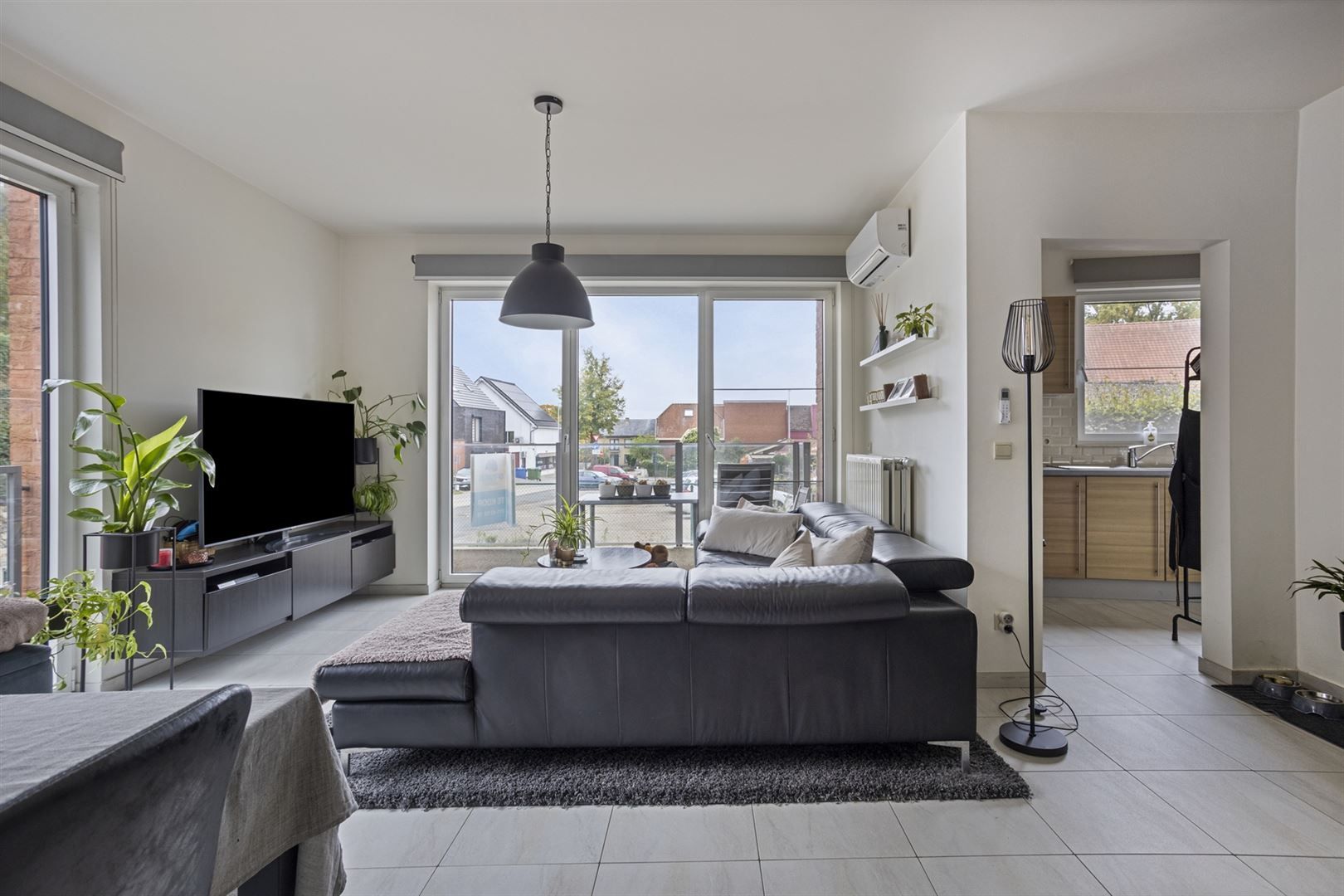 TE KOOP: Appartement met 2 slaapkamers te Lummen!  foto 4