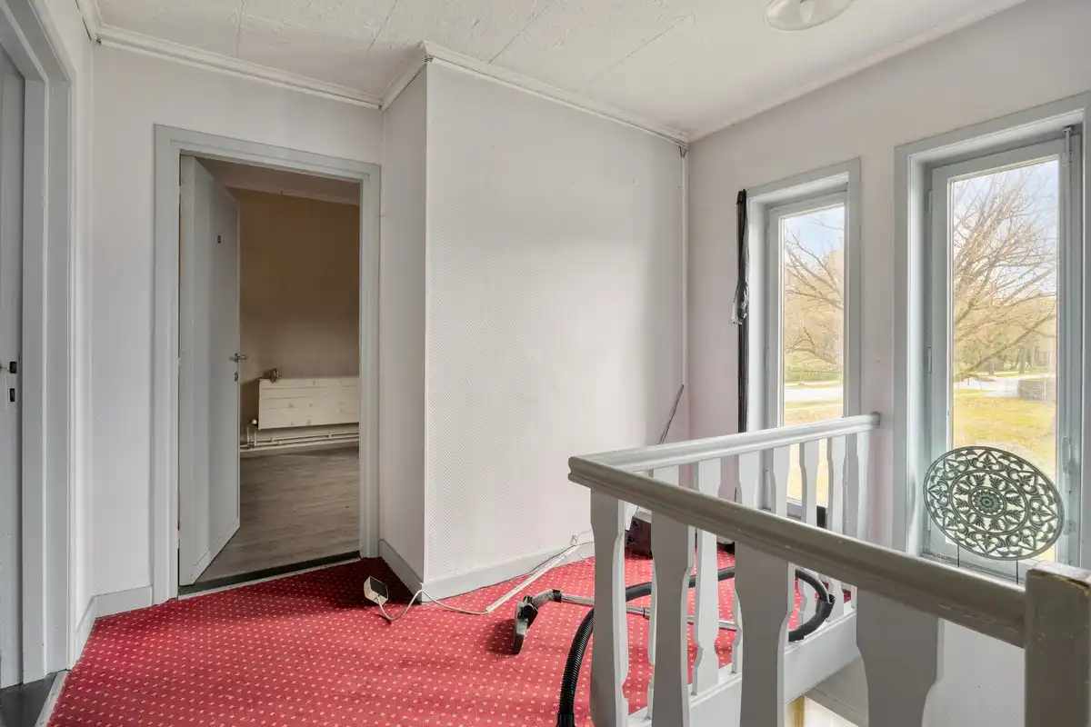 Ruime te renoveren woning met 3 slaapkamers op vlot bereikbare ligging (Genkersteenweg). foto 9
