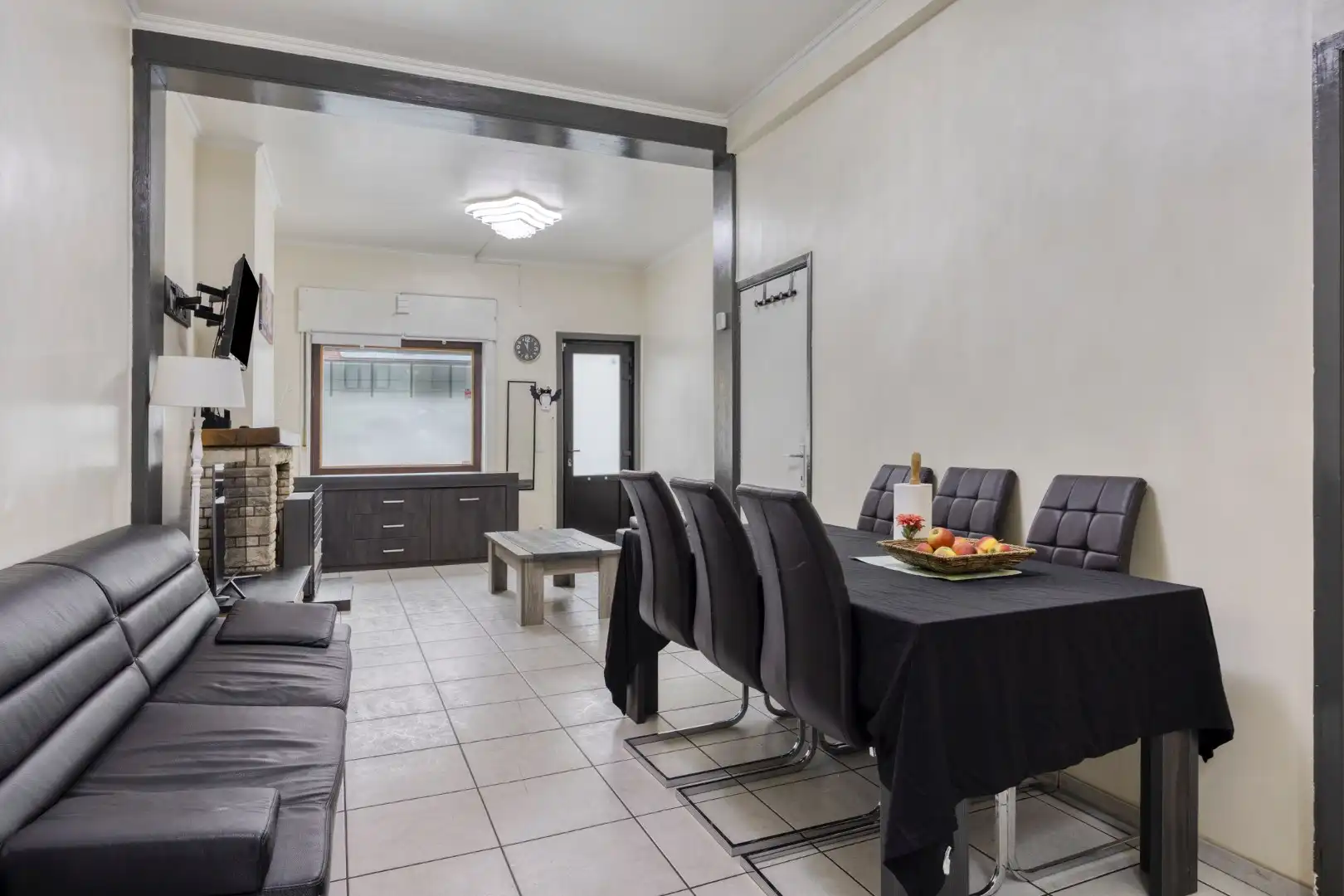 Instapklare woning met 4 slpk en ruime tuin foto 3