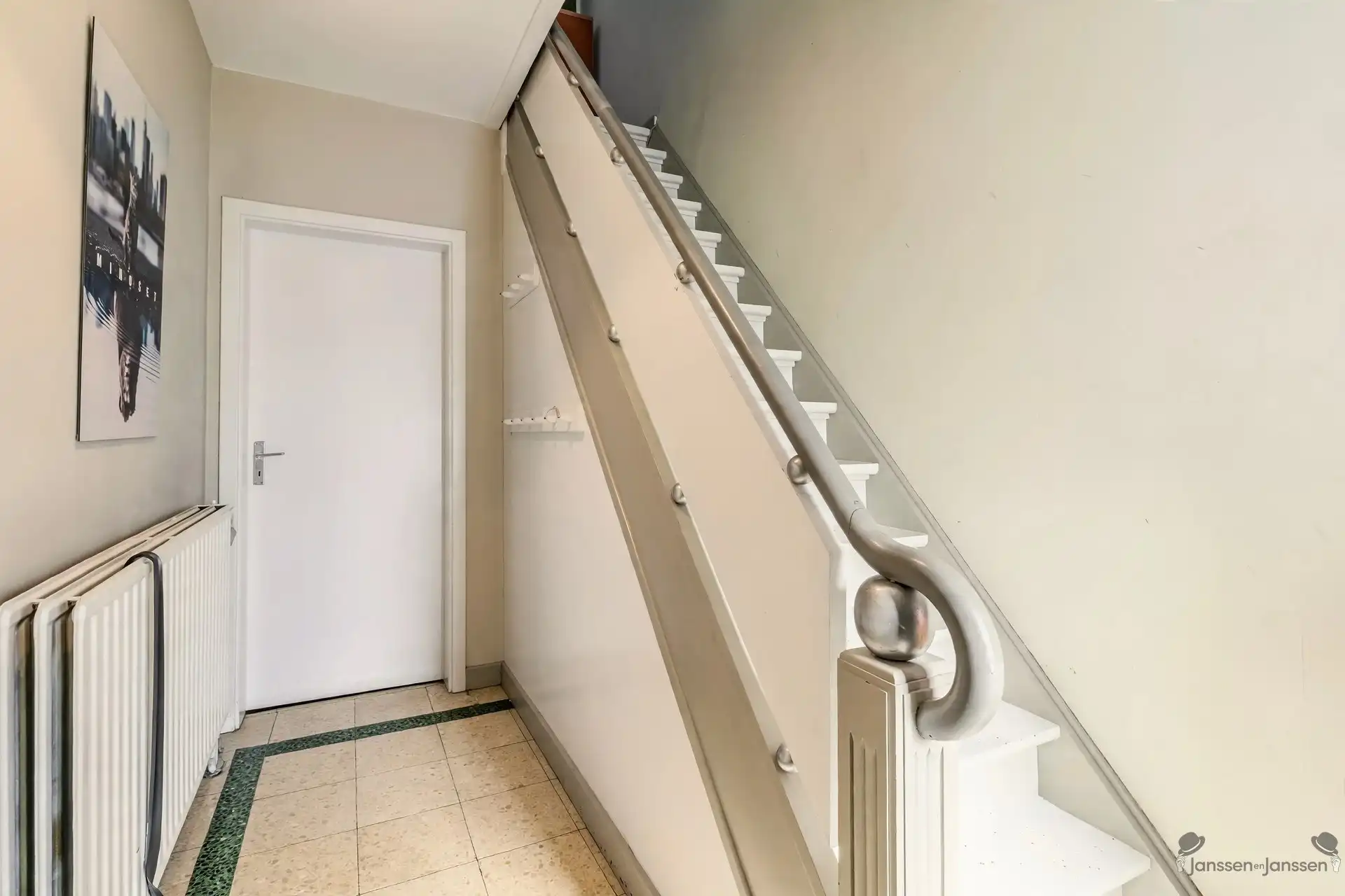 Gerenoveerde woning met 2 slaapkamers en 2 badkamers en in Begijnendijk foto 3