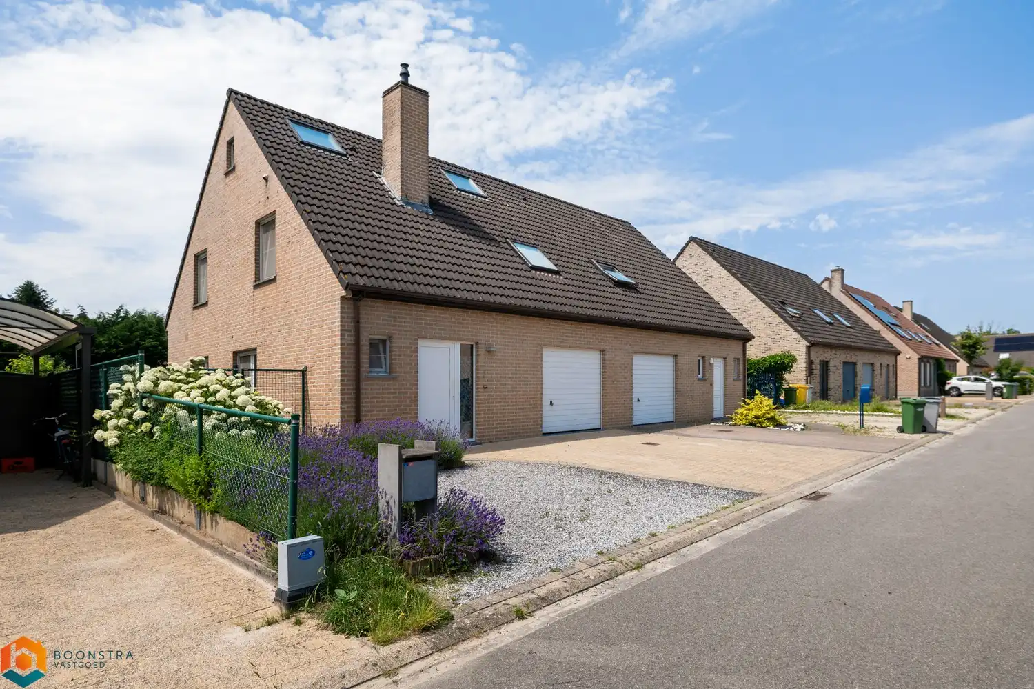 Instapklare woning met 4 slpkrs en leuke tuin te Schiplaken foto {{pictureIndex}}