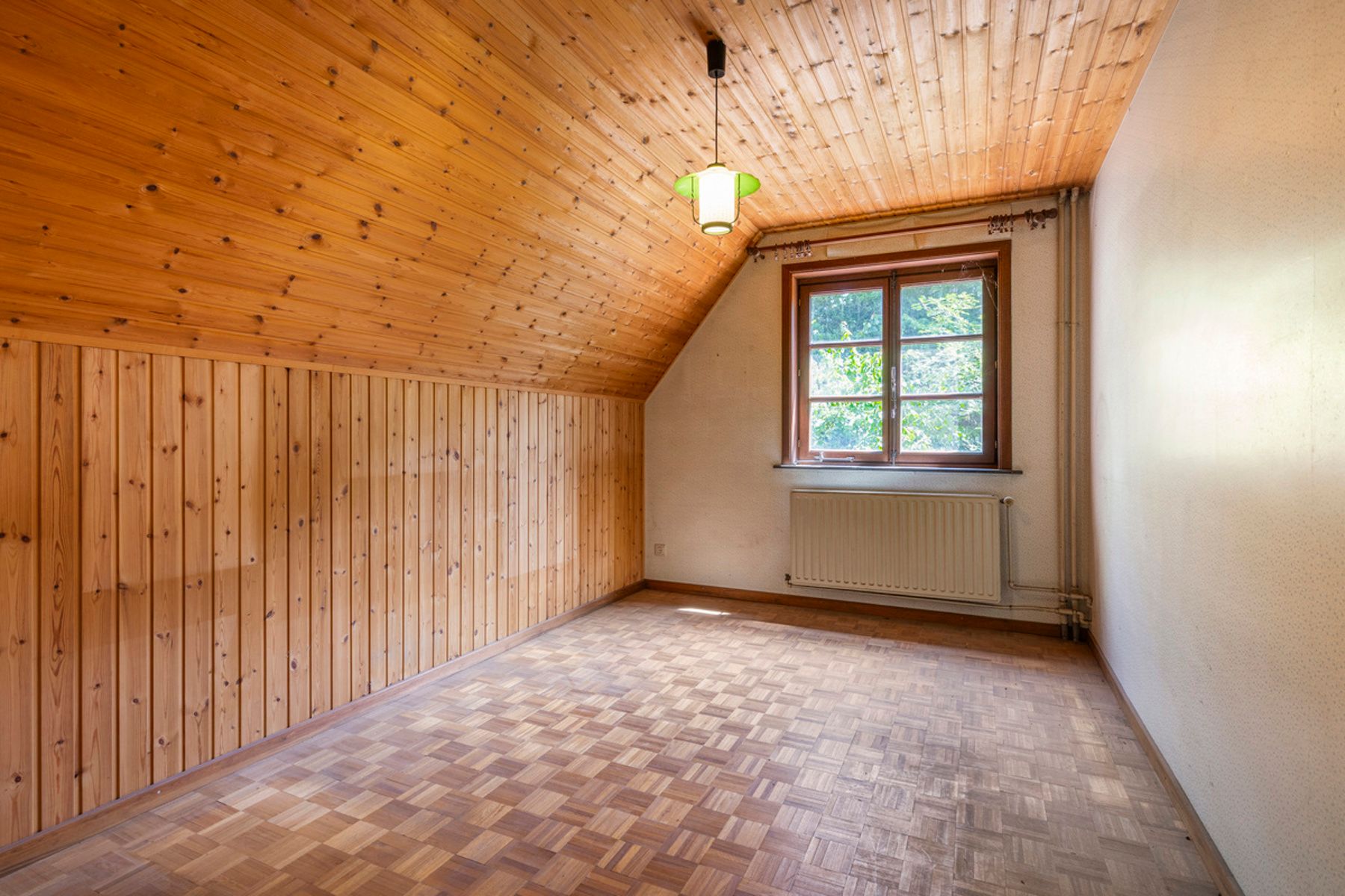 Te moderniseren rustig gelegen woning met 3/4 slaapkamers foto 18