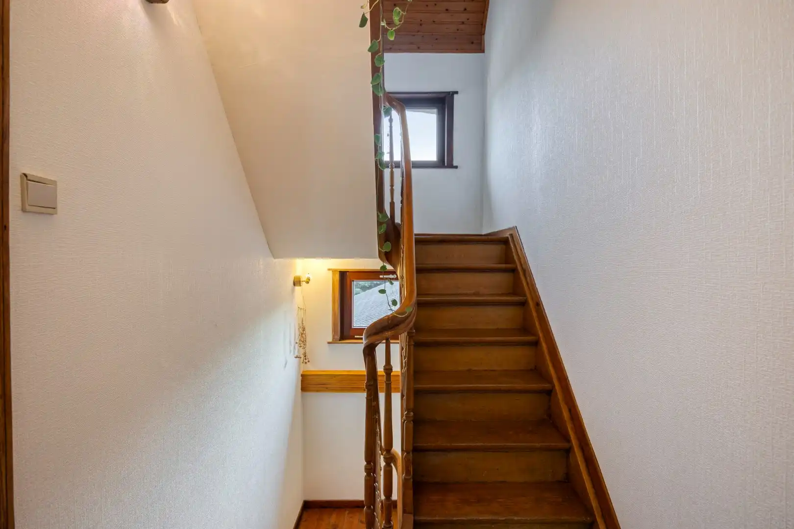 Ruime, instapklare woning met prachtig karakter en unieke tuin (29a40ca) !  foto 20