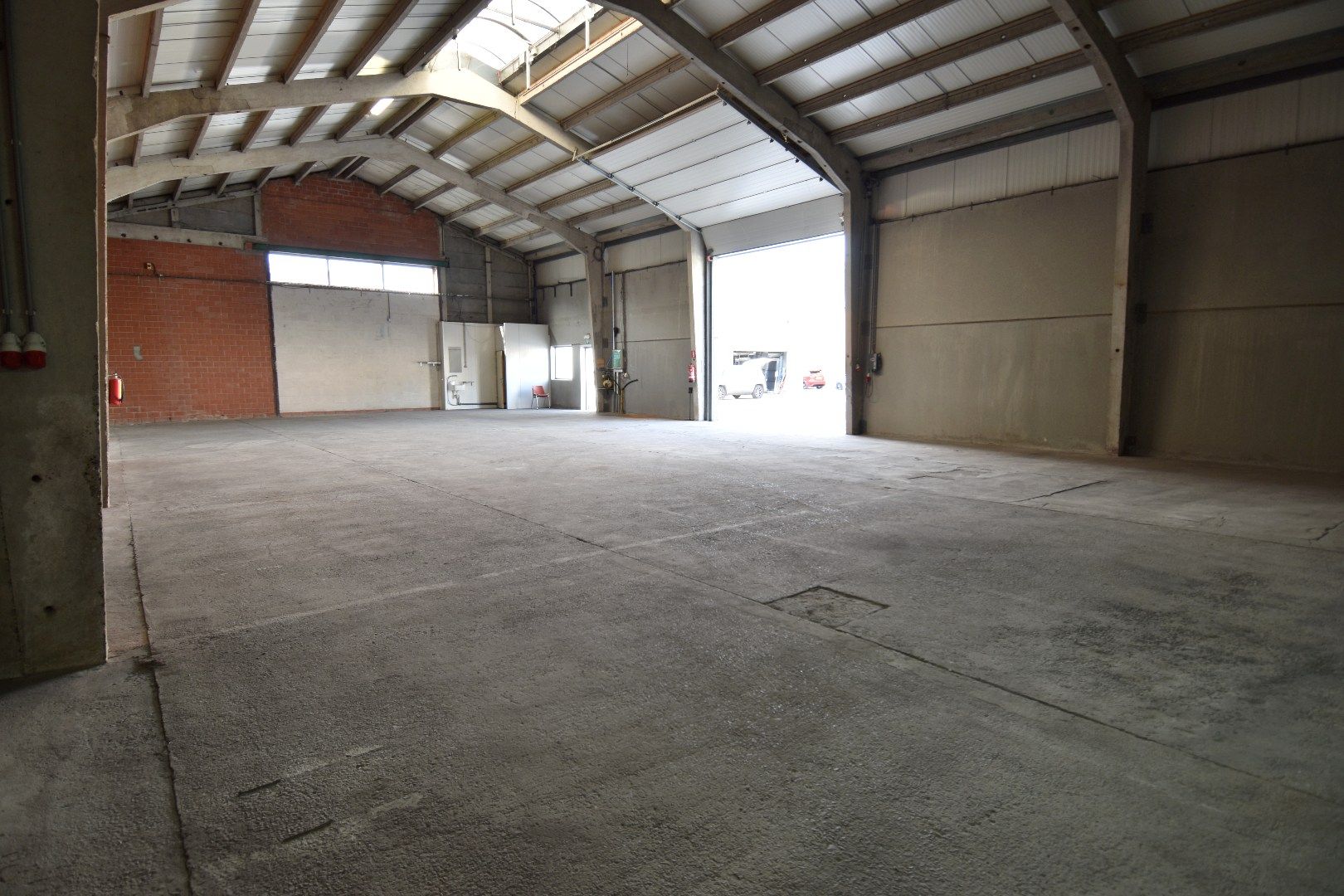 Opslagruimte van 316 m² met vlotte bereikbaarheid te huur in Gullegem foto 2