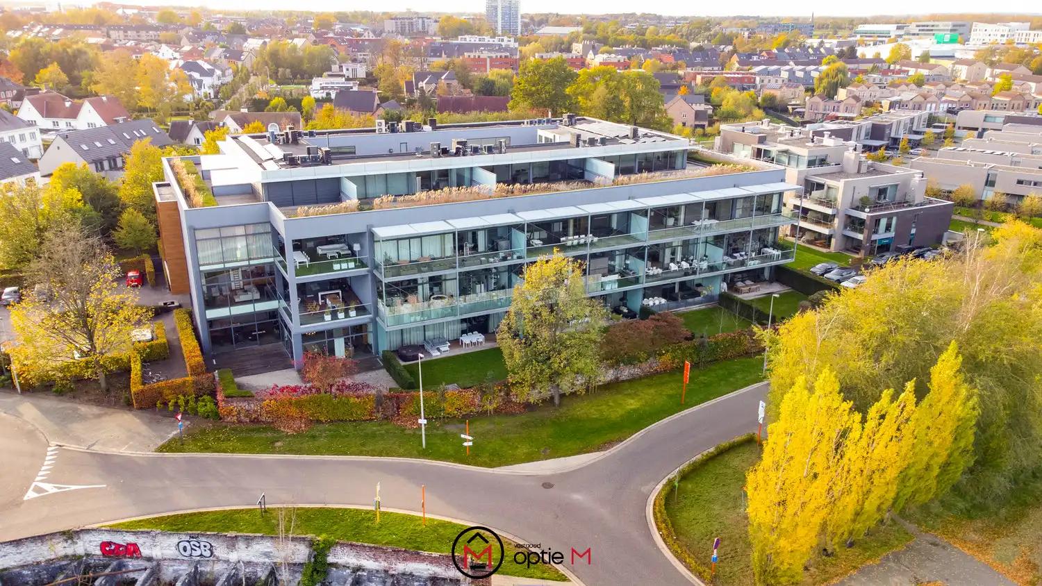 RUIME LUXE LOFT MET GROTE TERRASSEN foto {{pictureIndex}}