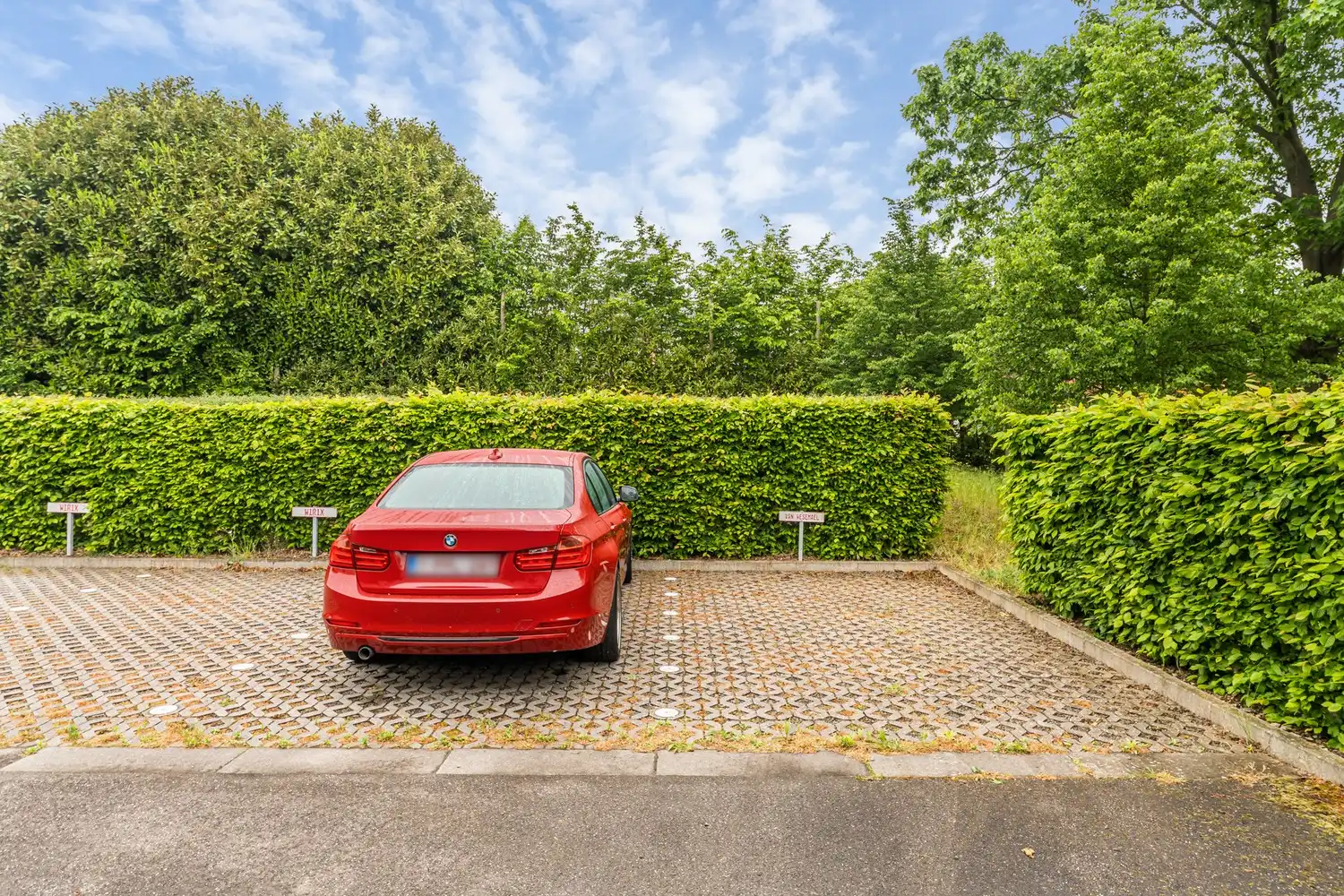 Recent en energiezuinig(A-label) appartement met 2 slaapkamers, 2 autostaanplaatsen, een ruim terras en een private berging te Korbeek-Lo! foto 22