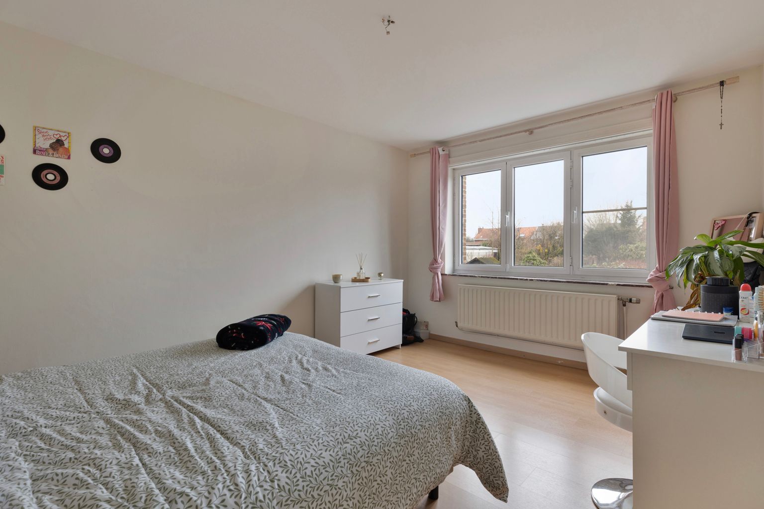 immo DAVID stelt voor: ruime gerenoveerde 2-gevelwoning foto 7