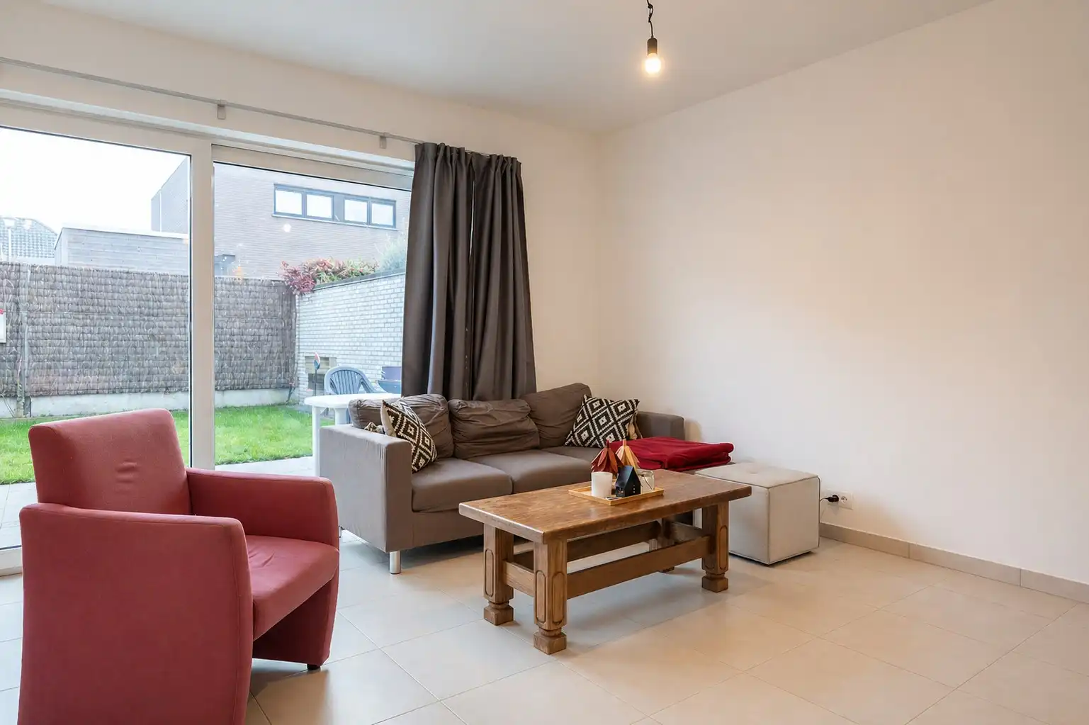 Te koop: Goed gelegen nieuwbouwwoning met tuin en 3 slaapkamers – ideaal voor gezin! foto 3
