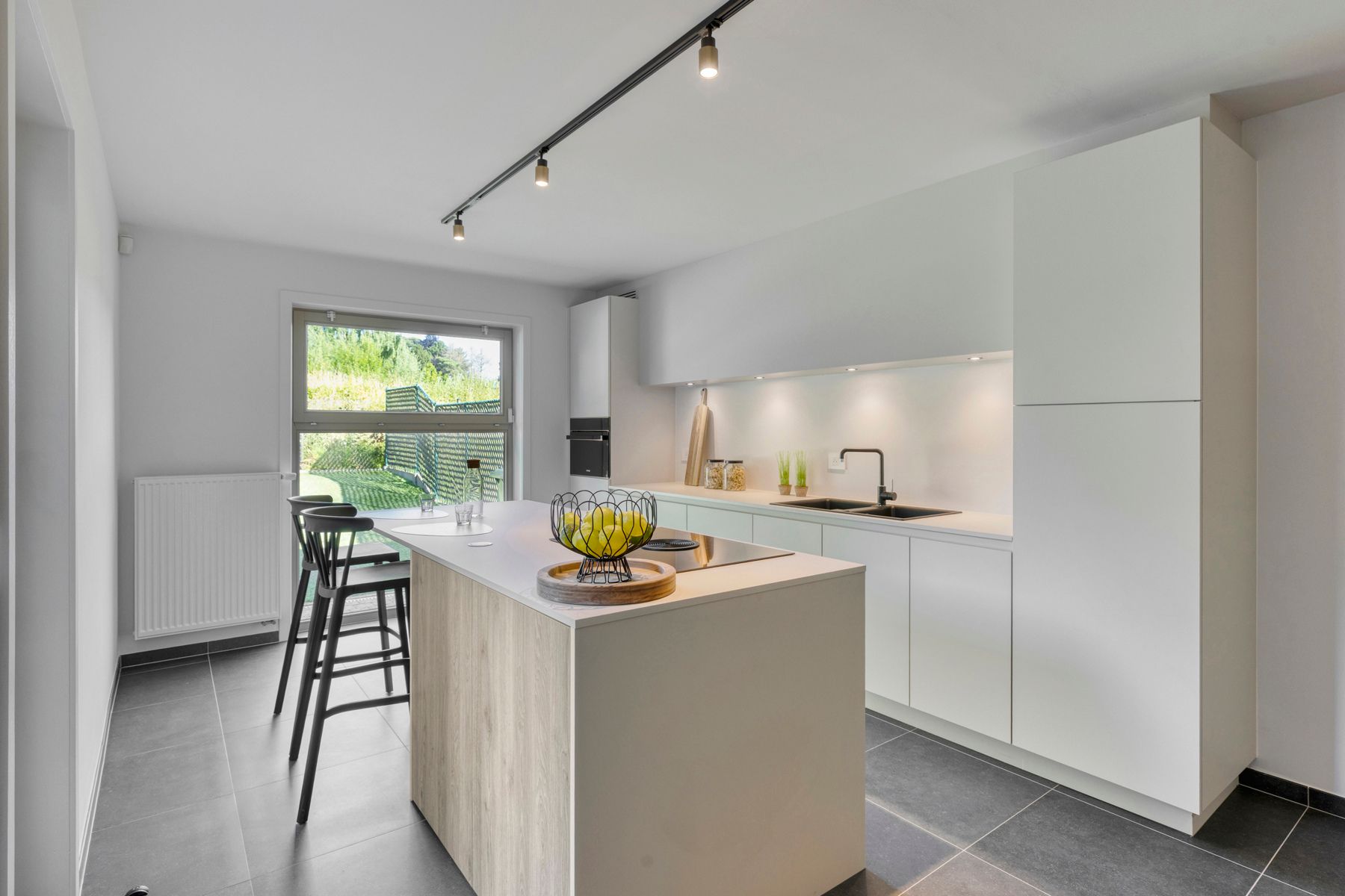 Gerenoveerde woning met 3 slaapkamers foto 7