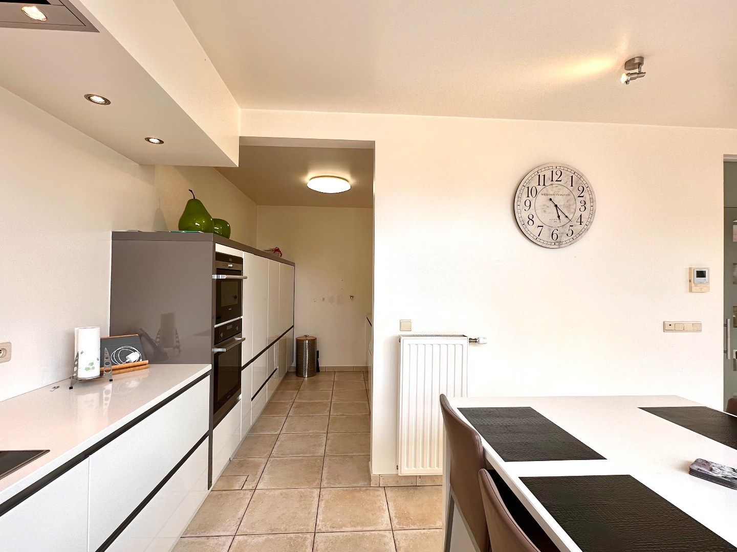 Zeer ruime, moderne gezinswoning op toplocatie in Tongeren foto 11