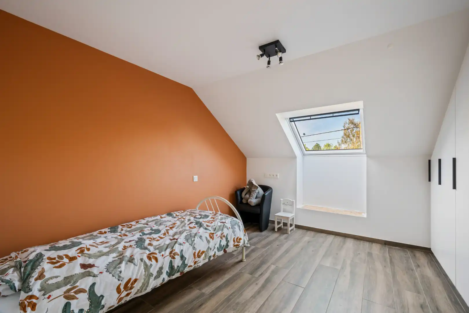 Ruime instapklare open woning met 6 slaapkamers, zuidgerichte tuin en landelijk verzicht in Dadizele foto 14