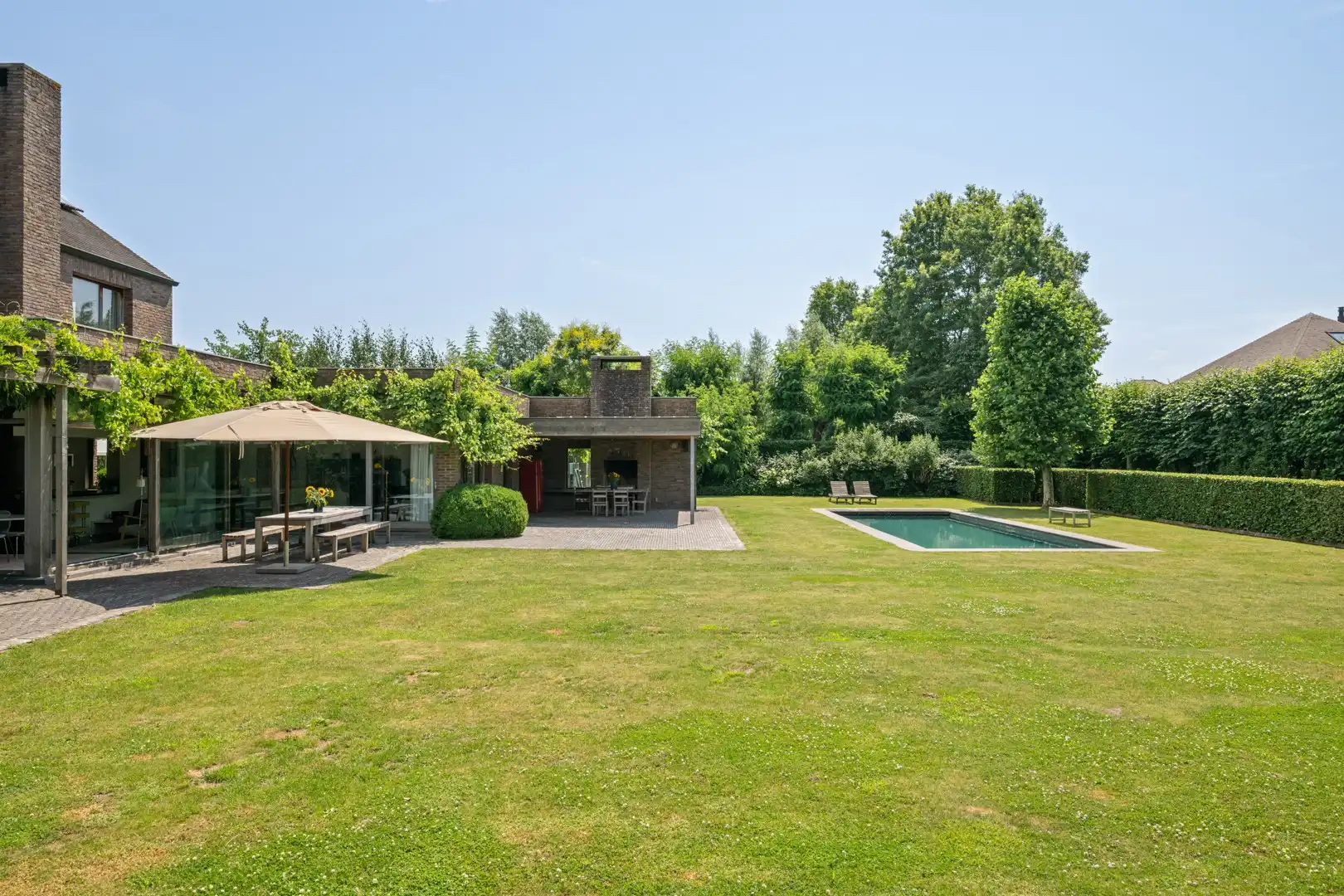 Architecturale villa met zwembad aan Sterrebos - Rumbeke foto 38