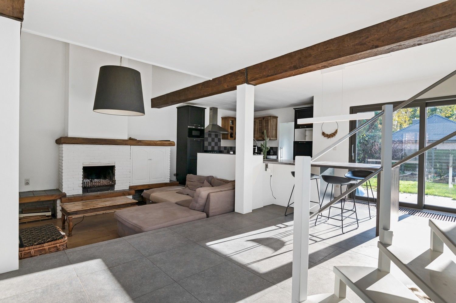 Unieke energiezuinige HOB met 3 SLPKS en grote tuin in een rustige straat in Wijnegem! foto 5