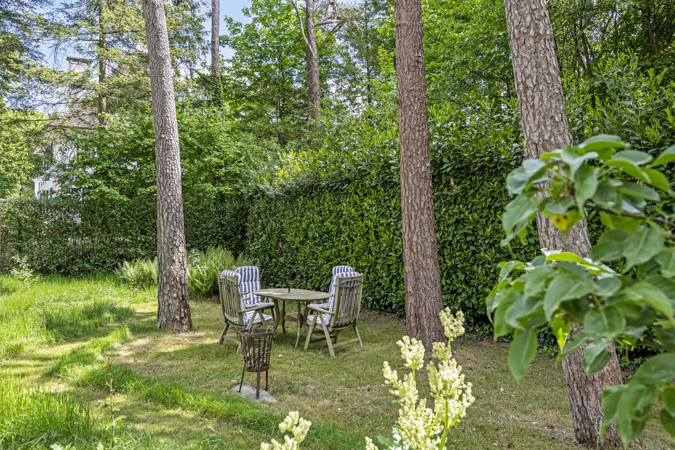 Villa met vakantiewoning te koop in Maasmechelen foto 33
