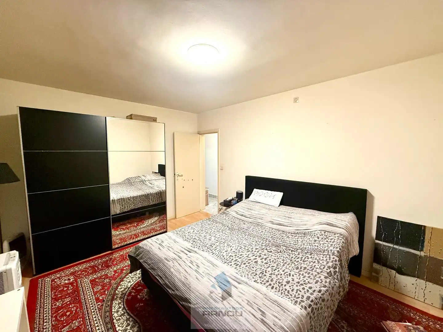 Ruim en lichtrijk appartement met 3 slaapkamers foto 12