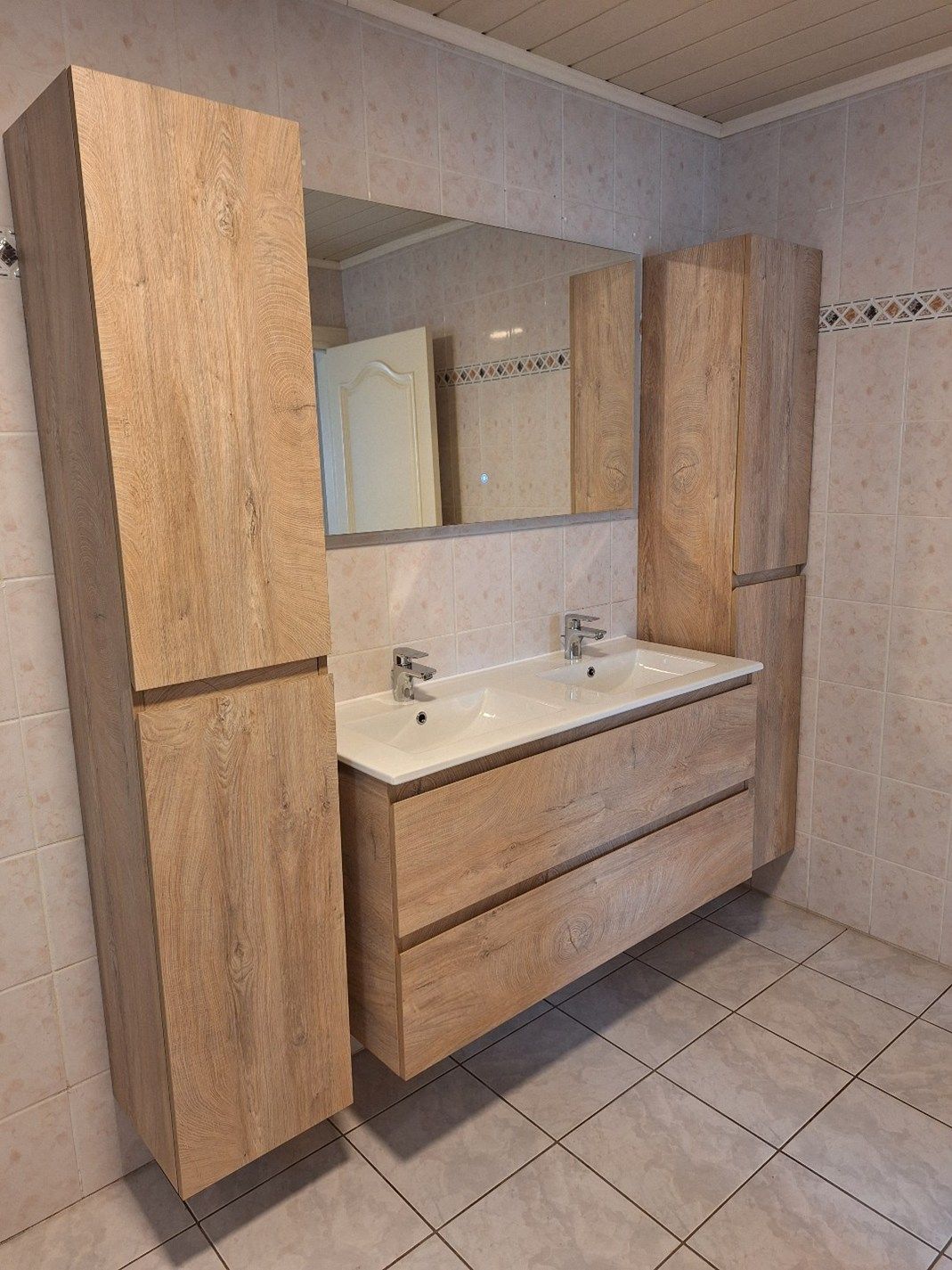 Vrijstaande, gelijkvloerse gezinswoning gelegen op een perceel van 6a18ca op een rustige locatie nabij het centrum van Neeroeteren!  foto 18