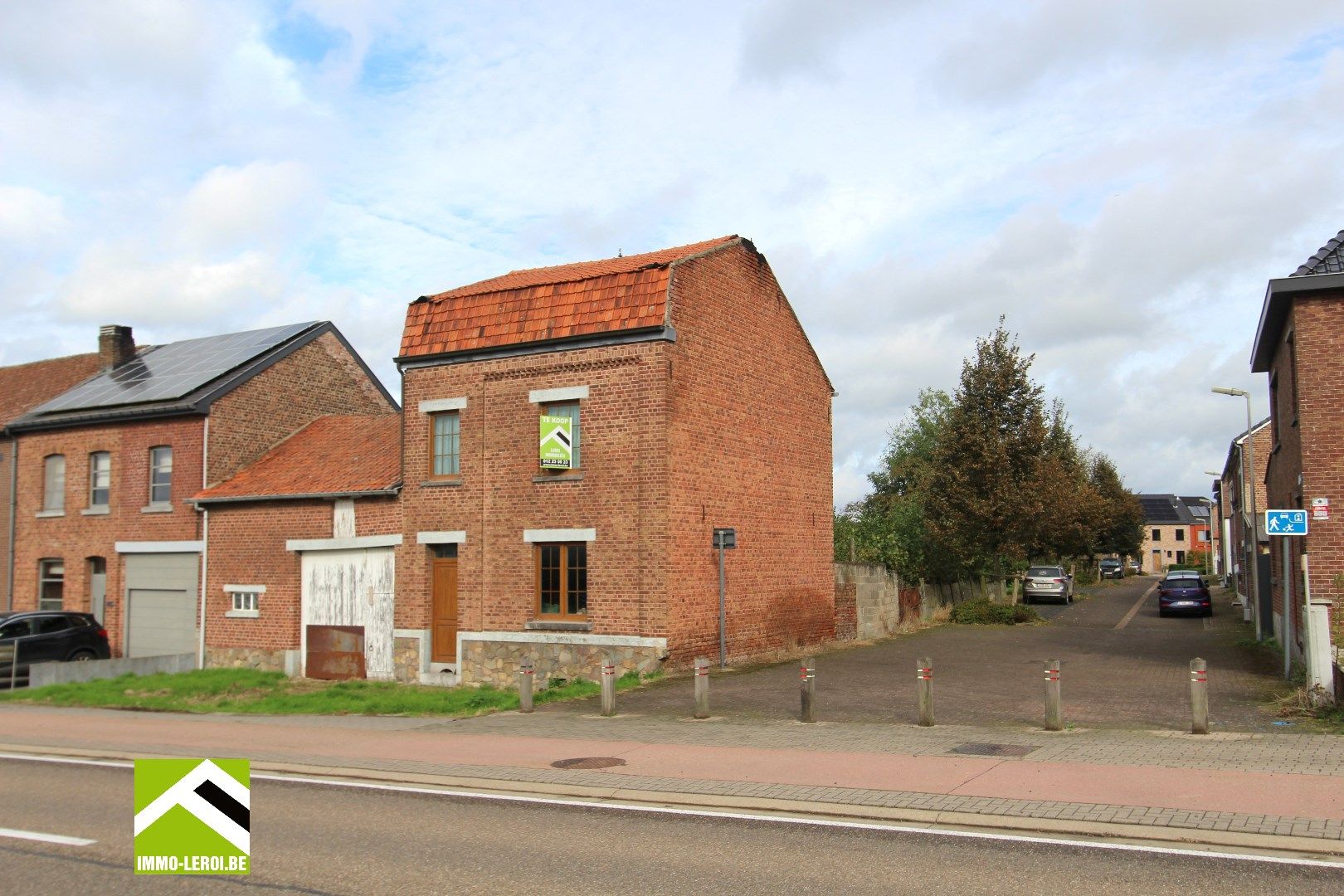 Projectgrond - Woning met diepe tuin, palend aan 3 straten foto 9