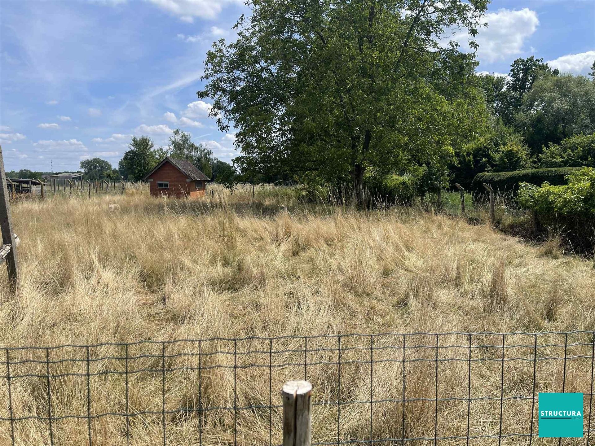 Woning met 4 kamers op terrein van 14a58ca foto 13