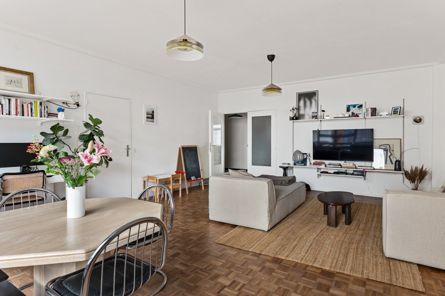 Ruim appartement met 2 slaapkamers te 2060 Antwerpen! foto 3