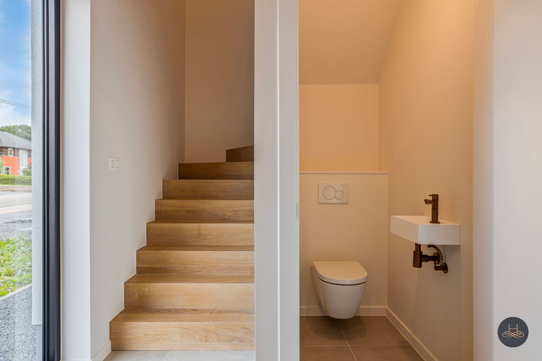 Hoogwaardig afgewerkte nieuwbouw villa met open zicht foto 17