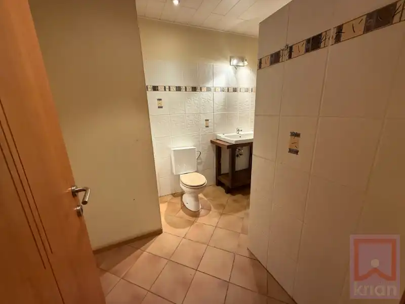 Op te frissen vrijstaande woning op 930 m²! foto 9