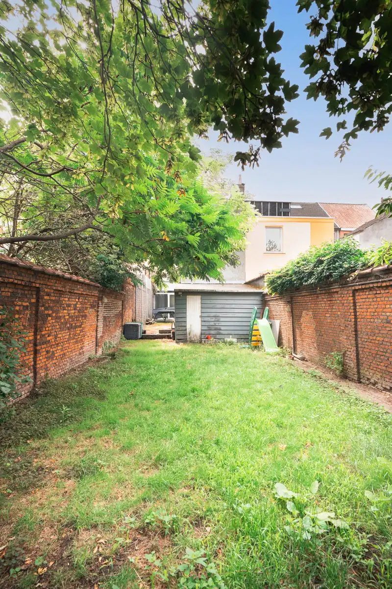 Prachtig herenhuis vol karakter met een gezellige tuin foto 40