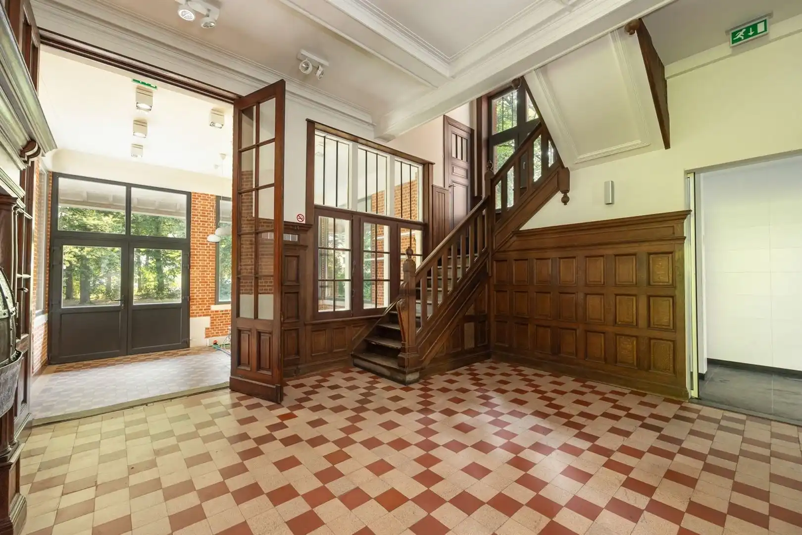 Villa Ullens. Het prachtig gerenoveerde kasteel in hartje Schoten foto 38