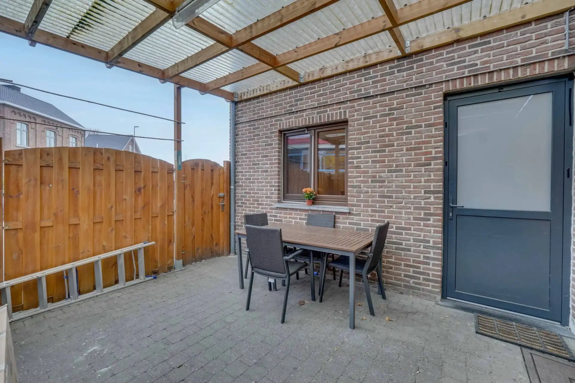 Commercieel pand met woning/ investeringsvastgoed foto 10