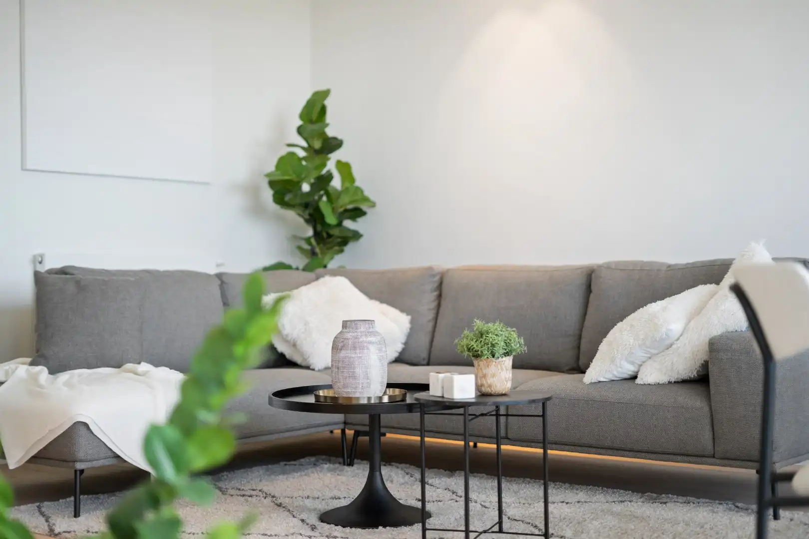 Instapklaar gemeubeld 2-slaapkamerappartement met zeezicht en duinenzicht te Bredene  foto 7