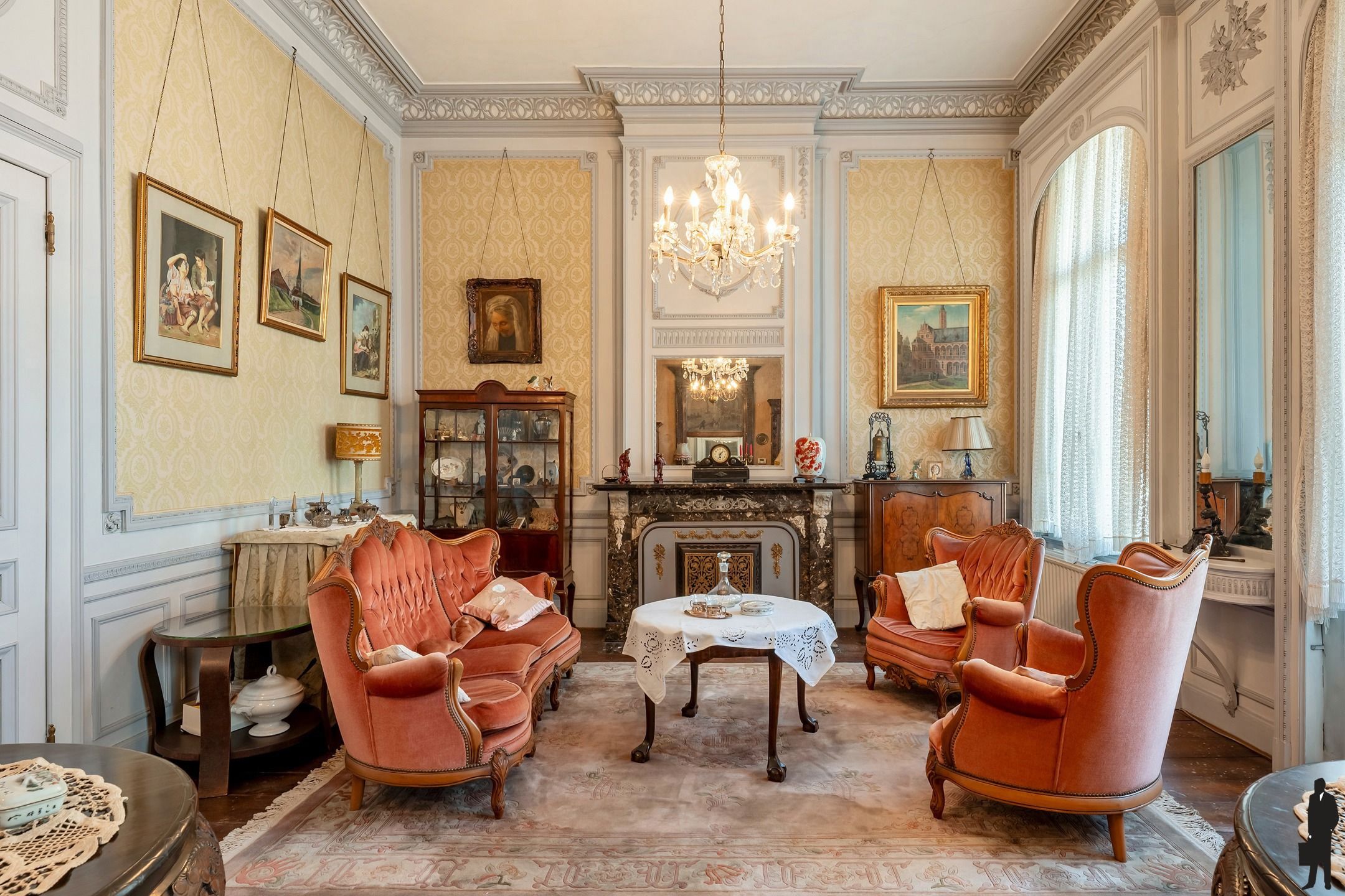 Prachtig neoclassicistisch herenhuis aan de stadsrand van Mechelen. foto 4