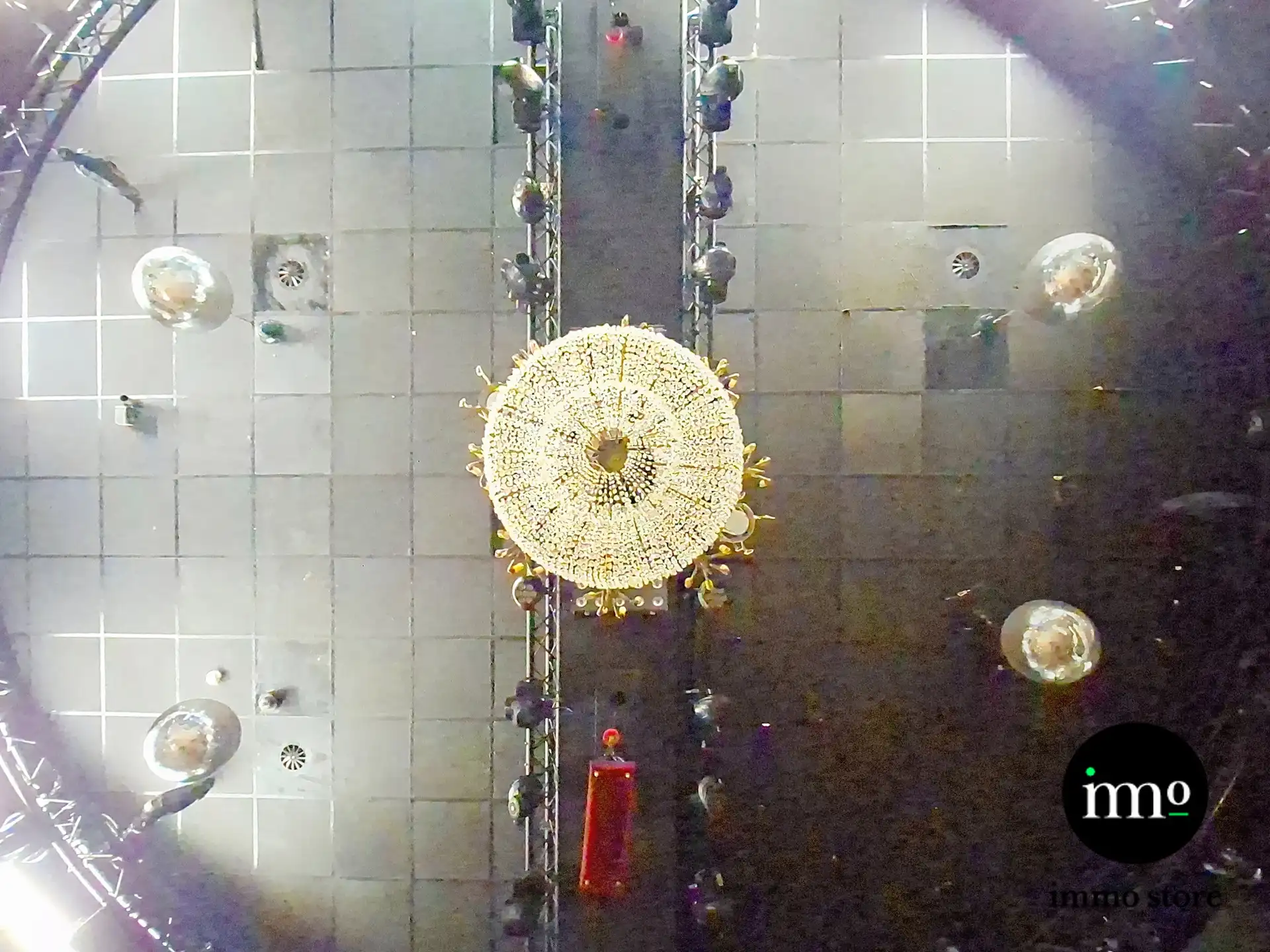 Nightclub met 4 bars en veel meer! foto 3