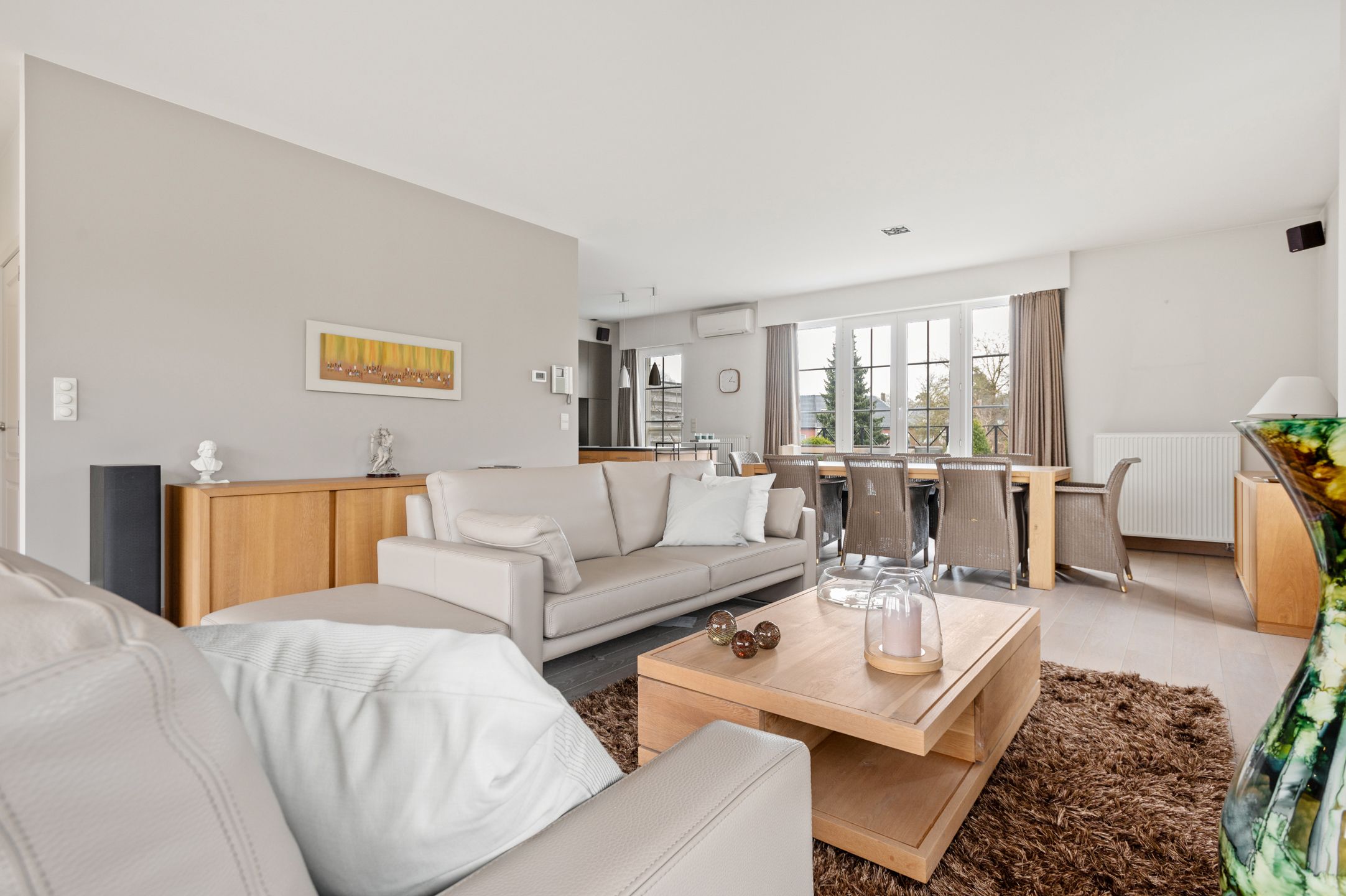 Duplexappartement met groot terras, zolder & 2 staanplaatsen foto 6