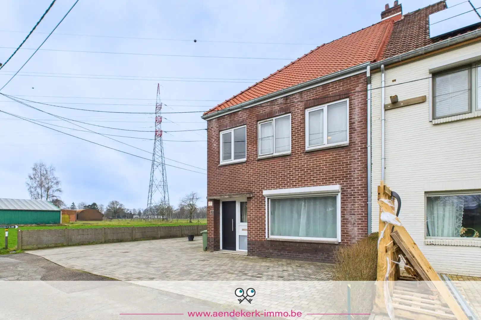 Rustig gelegen, te renoveren, woning met 3 slaapkamers nabij het centrum van Bree  foto 22