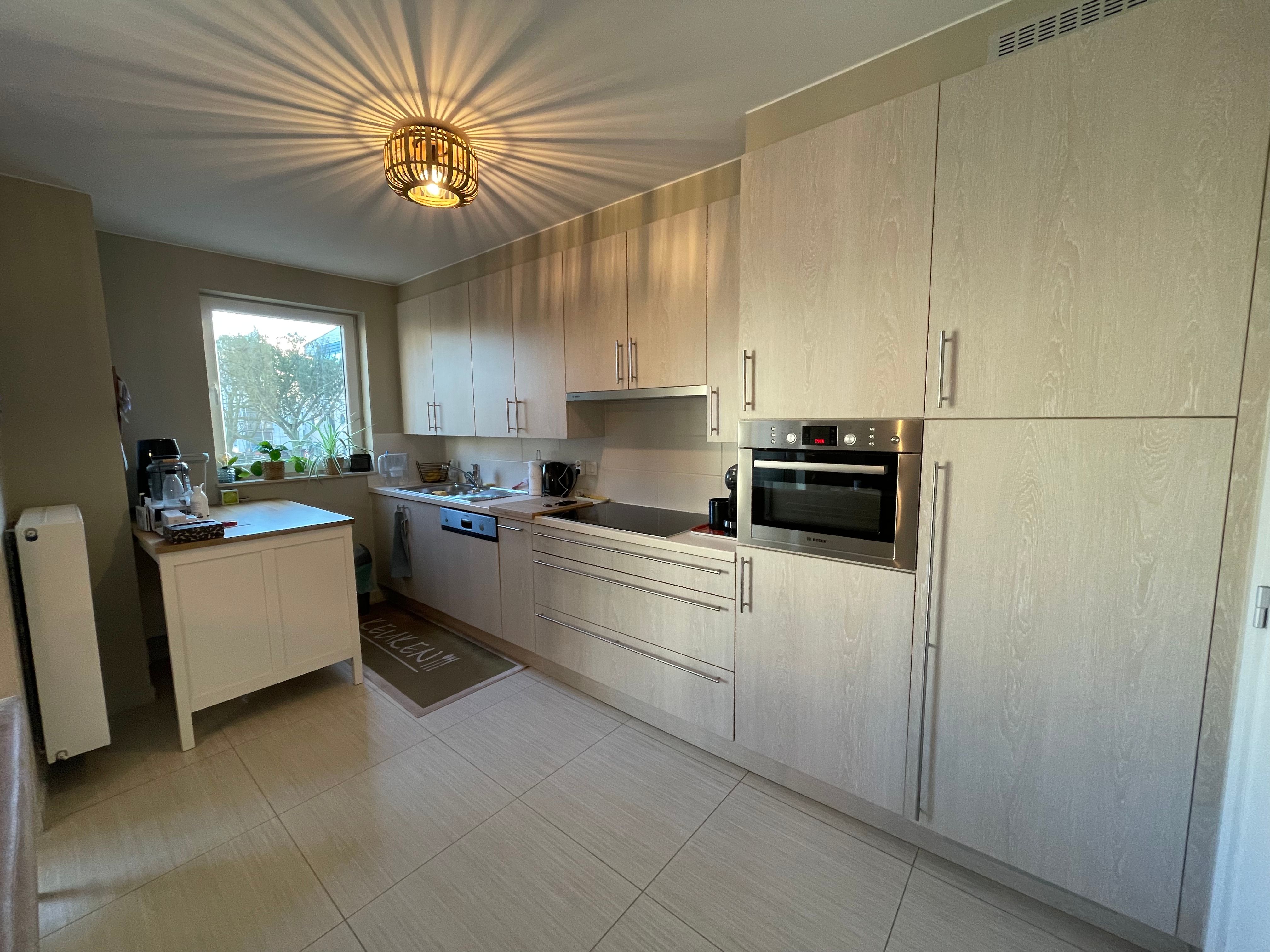 Mooi instapklaar appartement gelegen aan de Markt te Blankenberge met twee slaapkamers en terras. foto 6