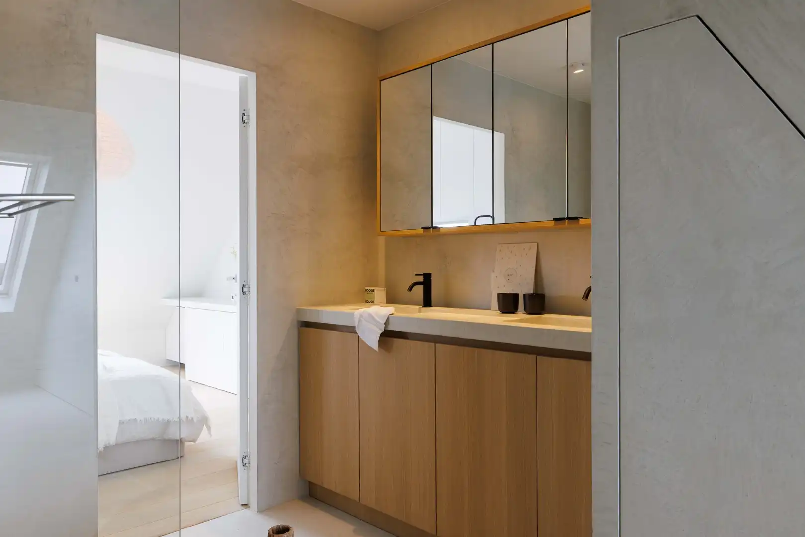 Exclusief luxe penthouse-triplex met terras in Knokke én parkeerplaats foto 16