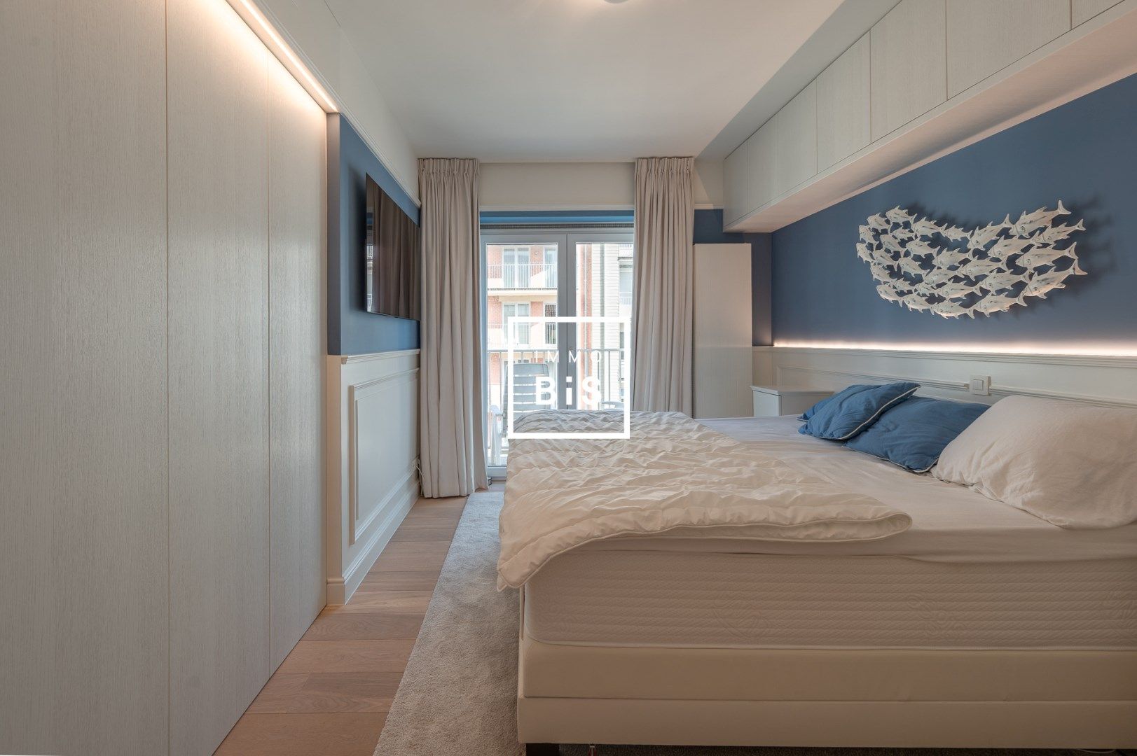 Uitzonderlijk prachtig gemeubeld appartement op de Kustlaan nabij het Albertplein foto 9